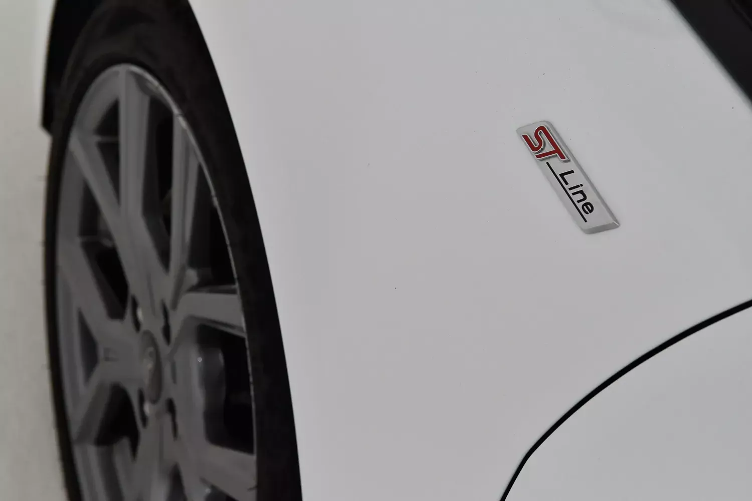 Ford Fiesta 1.0 EcoBoost ST-Line 12