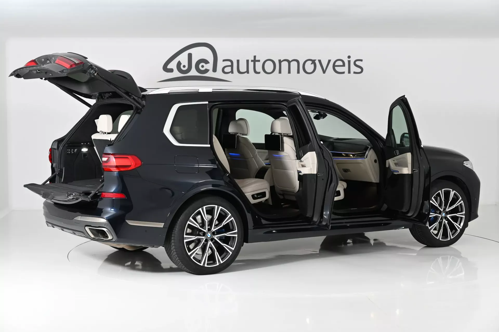 BMW X7 M50i 6