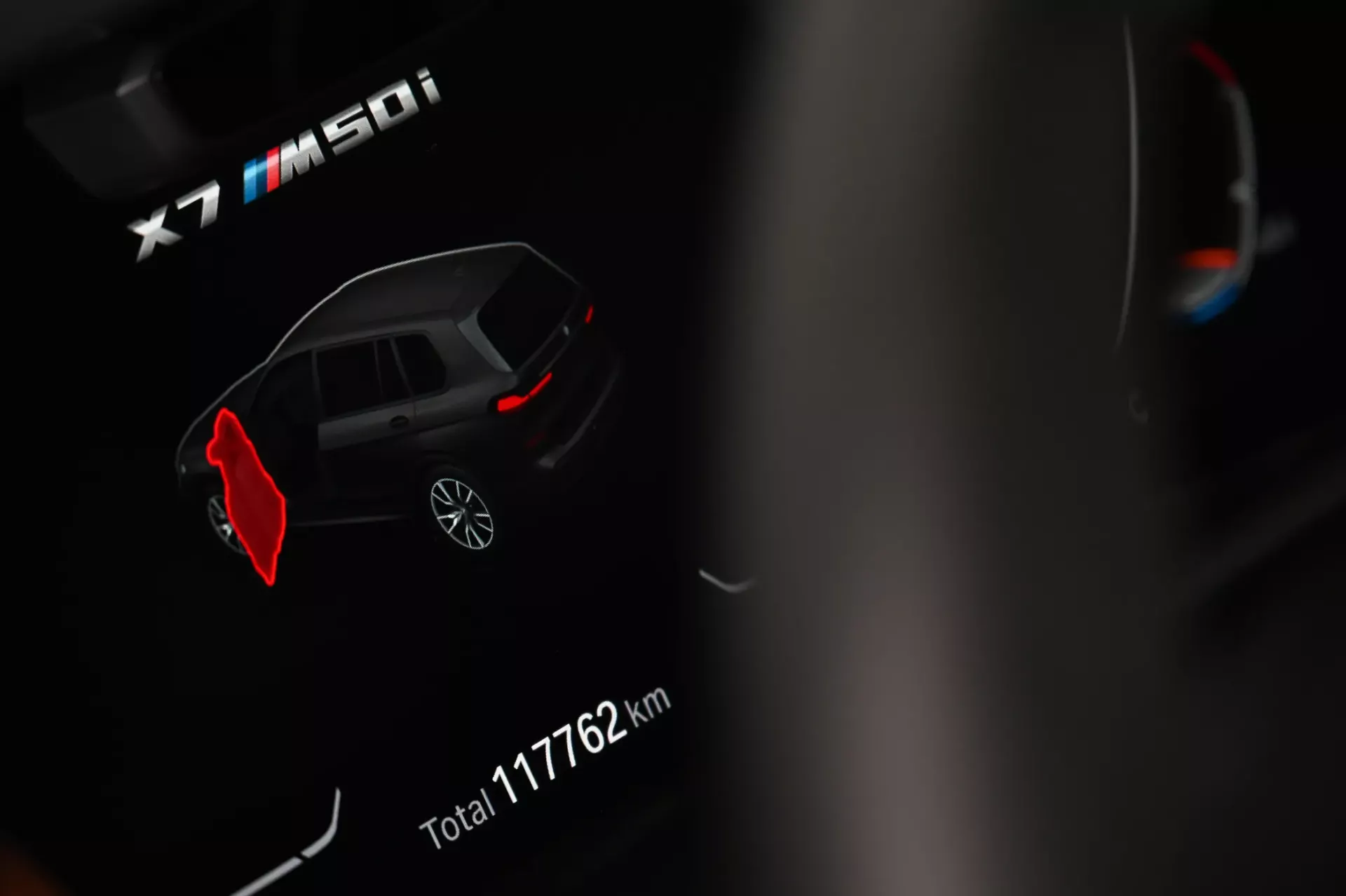 BMW X7 M50i 28