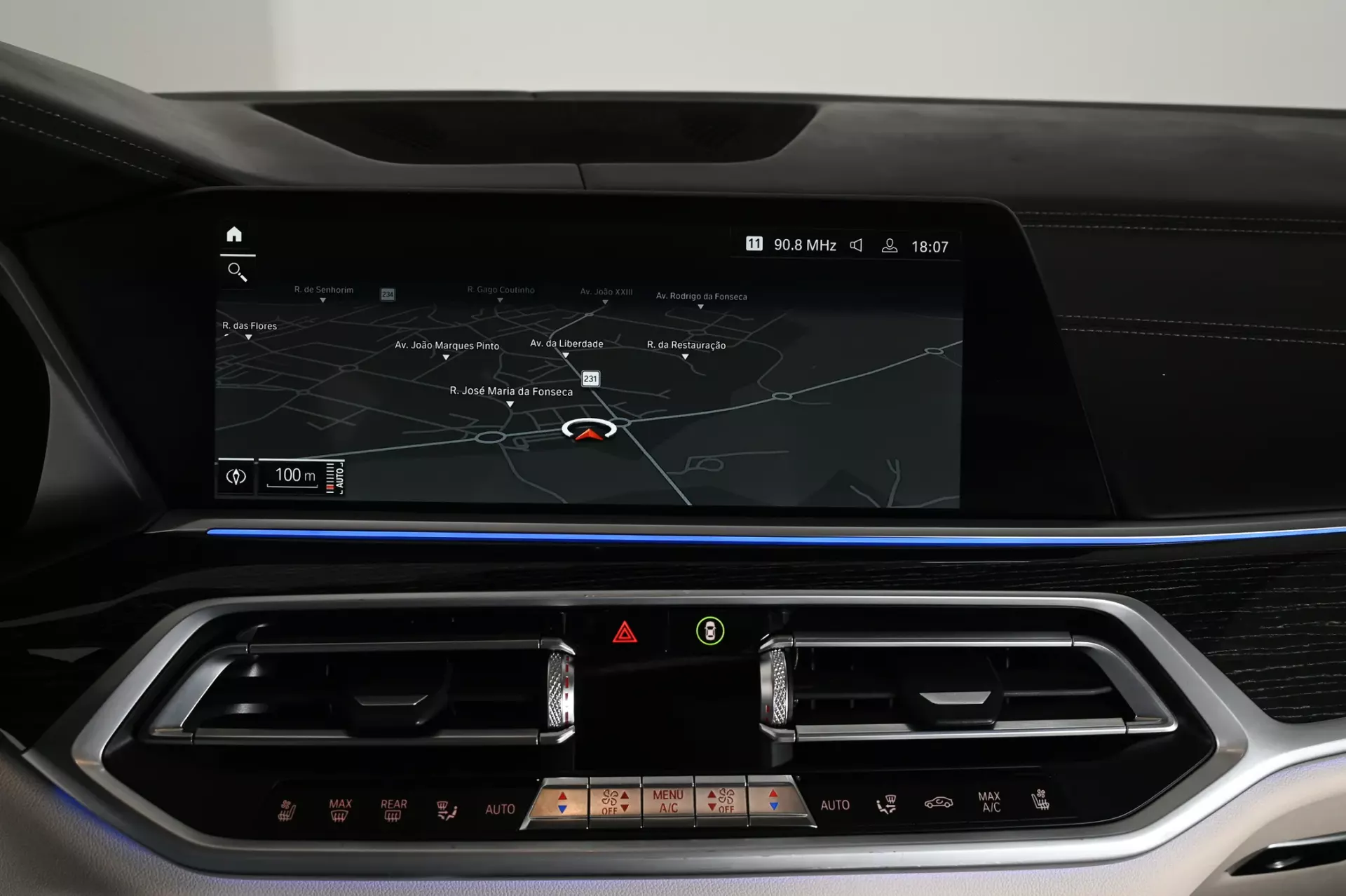 BMW X7 M50i 30