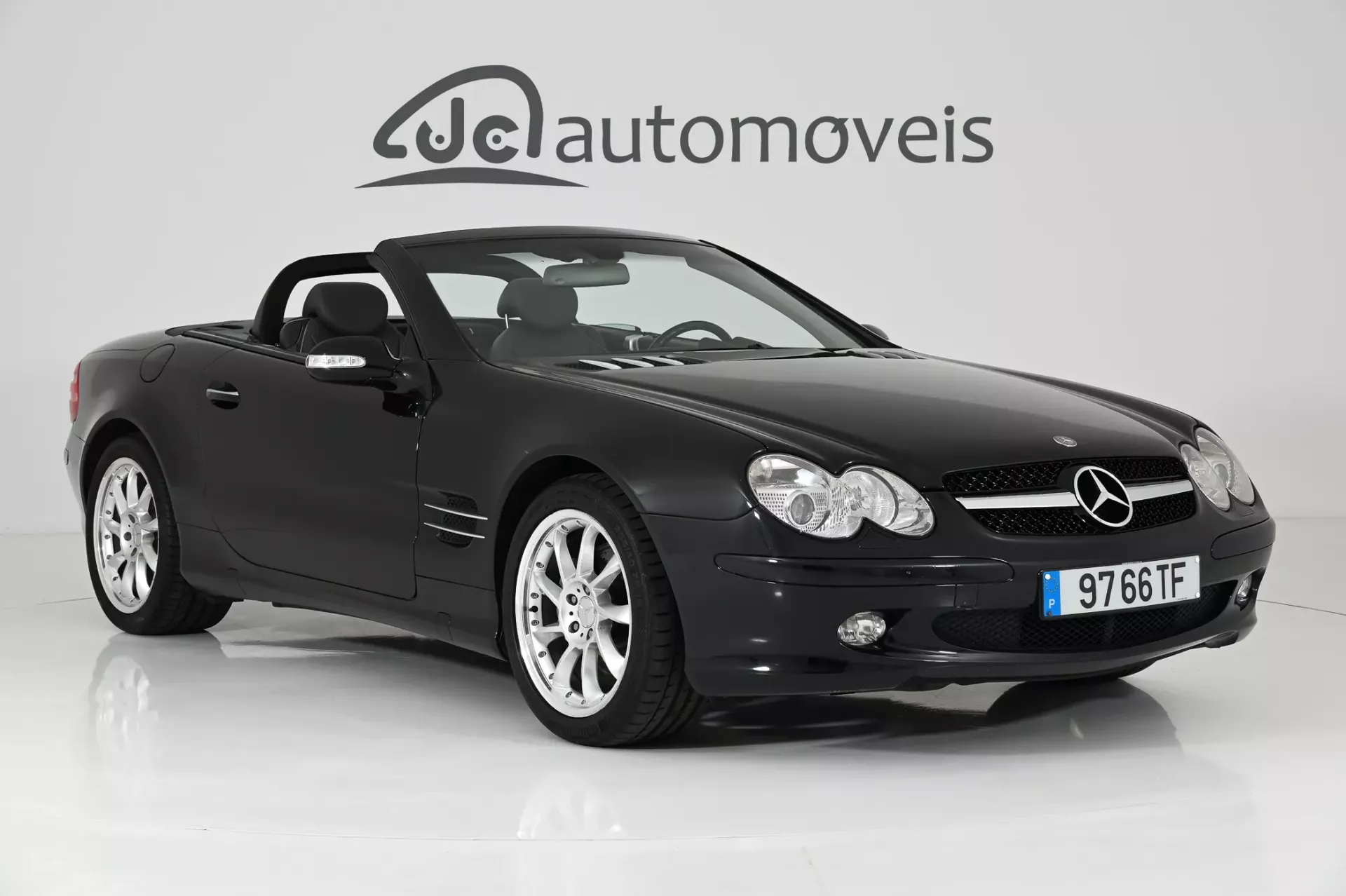 Mercedes-Benz SL 500 Standard 1