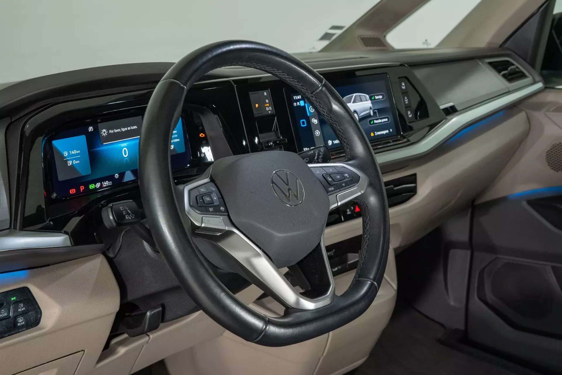 Volkswagen Multivan 1.4 TSI e-Hybrid Life DSG 11