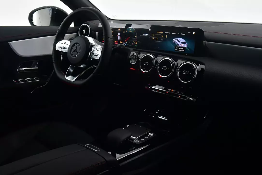 Mercedes-Benz CLA 180 d AMG Line Aut. 14