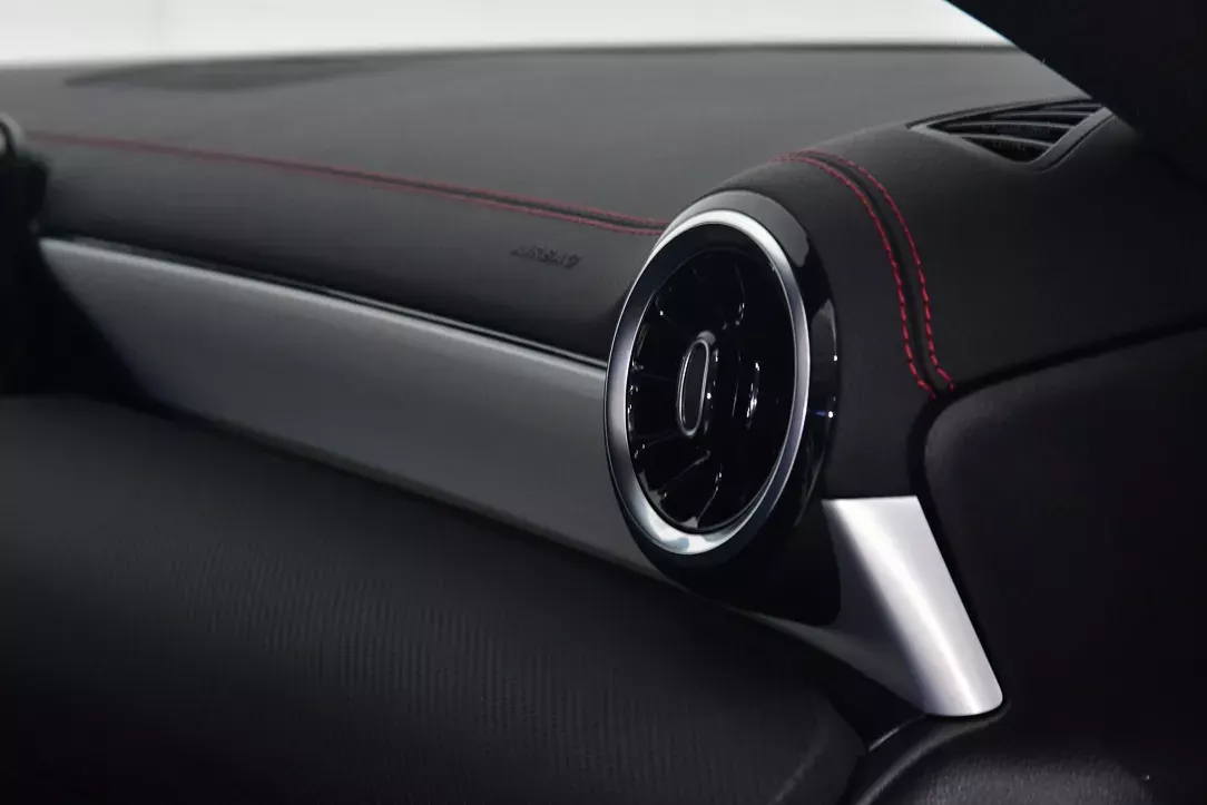 Mercedes-Benz CLA 180 d AMG Line Aut. 17