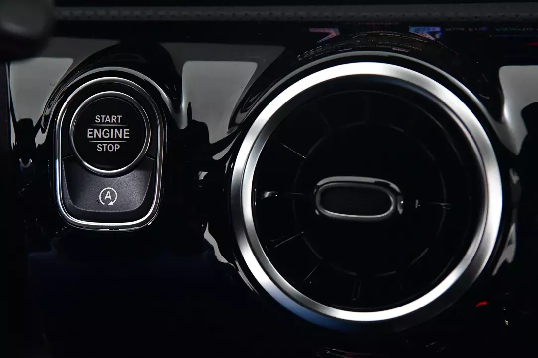 Mercedes-Benz CLA 180 d AMG Line Aut. 22