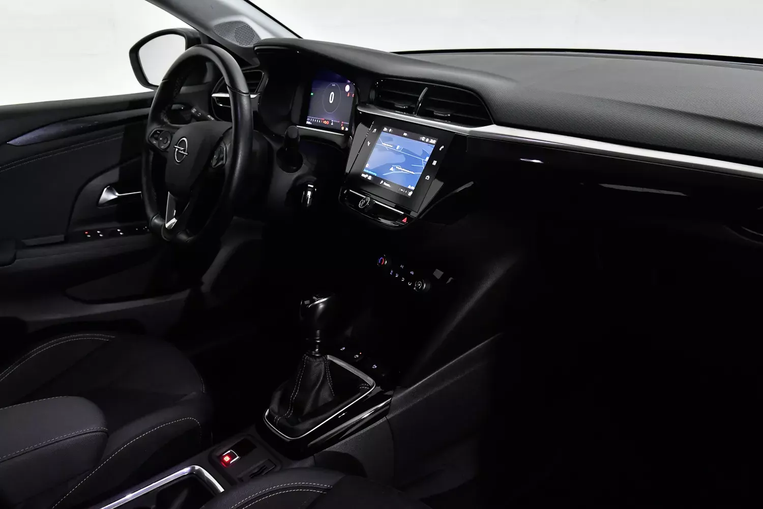 Opel Corsa 1.2 T Elegance 4