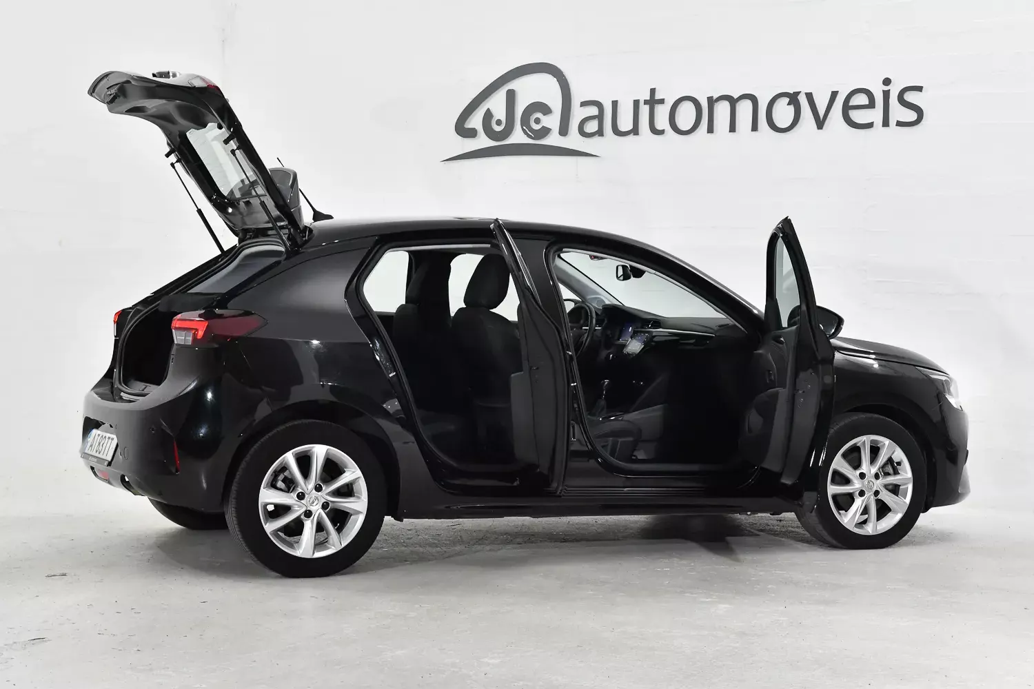 Opel Corsa 1.2 T Elegance 6