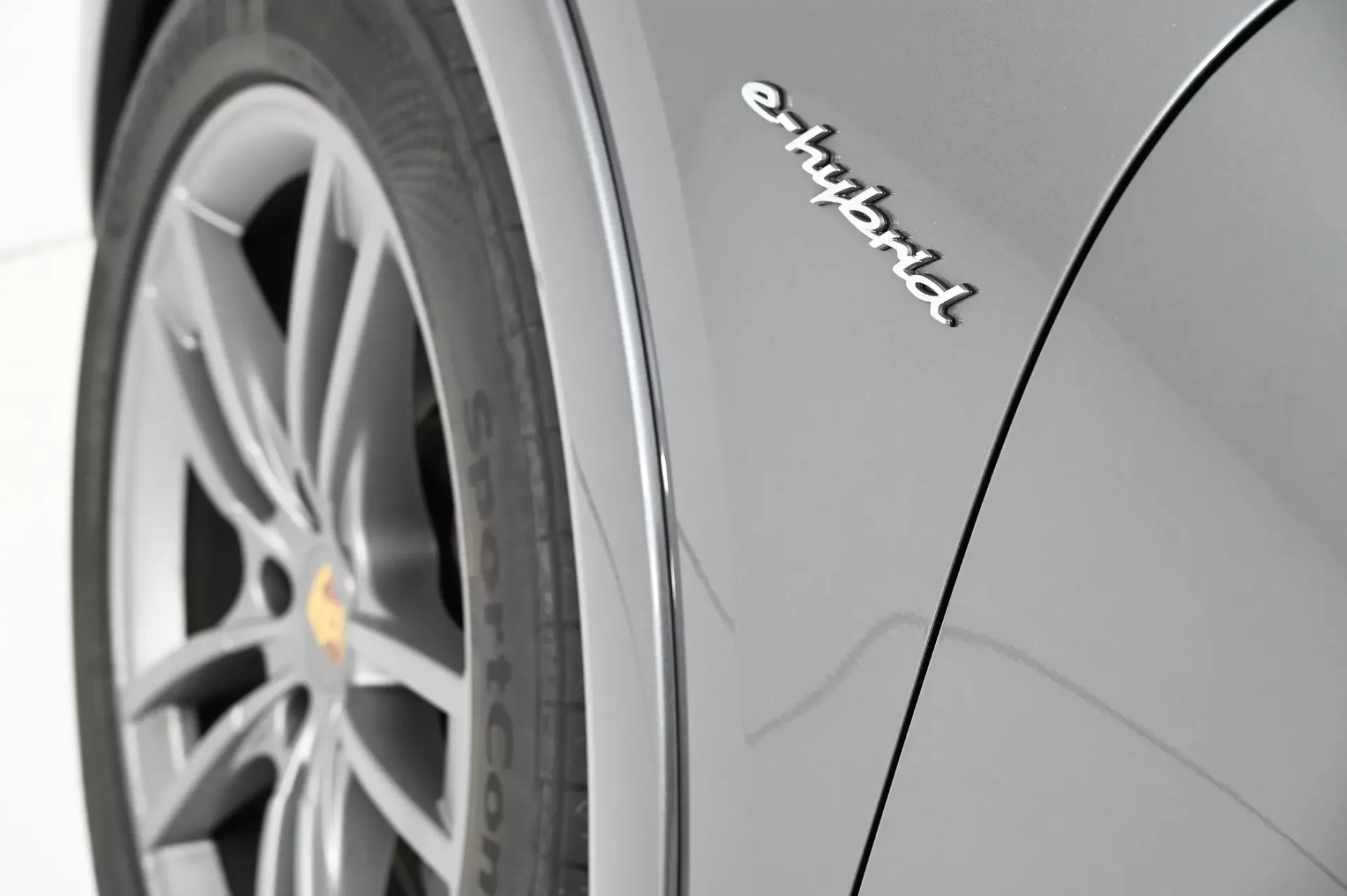 Porsche Cayenne E-Hybrid 12