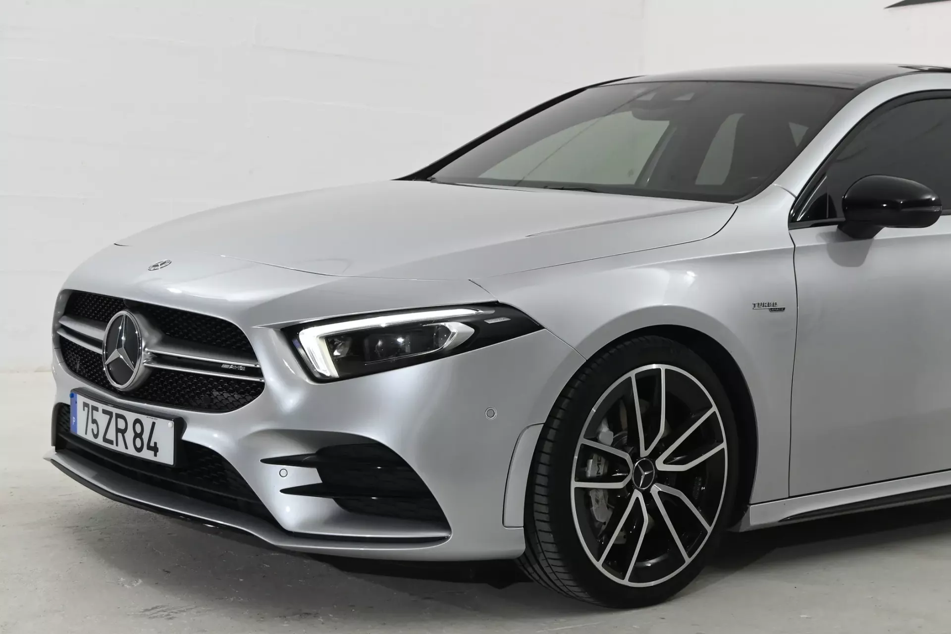 Mercedes-Benz A 35 AMG 4Matic 8