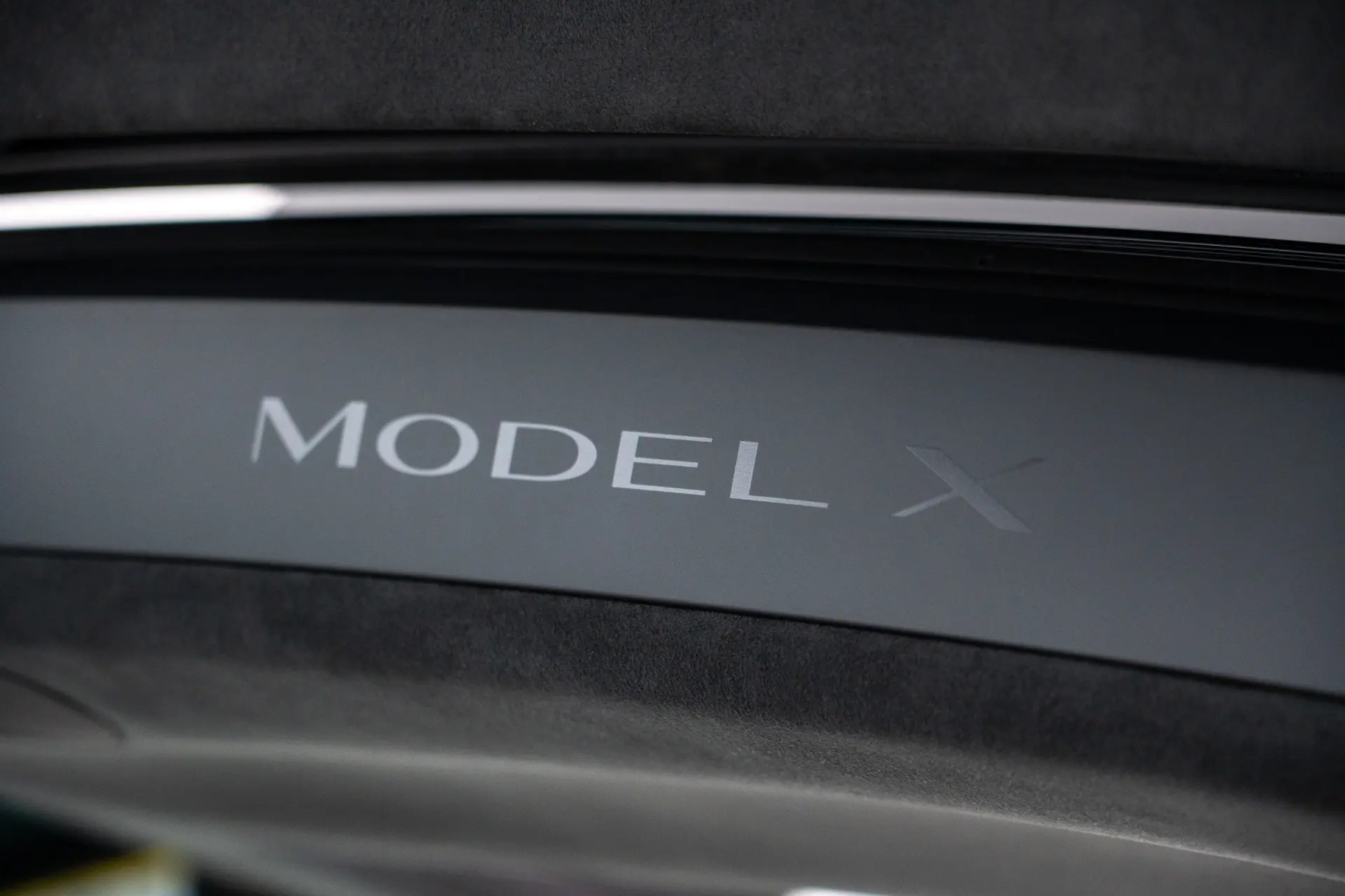 Tesla Model X Long Range AWD 23