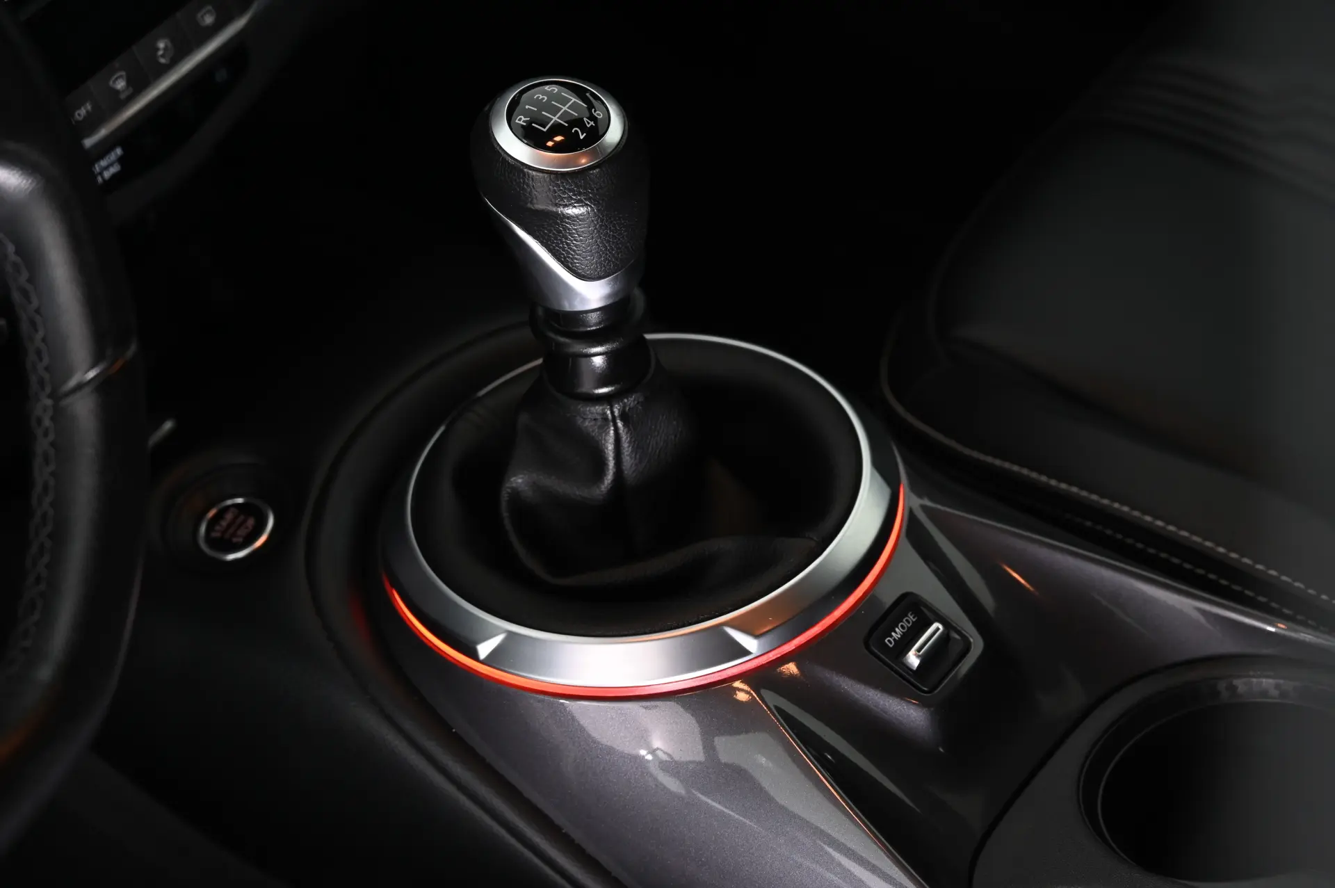 Nissan Juke 1.0 DIG-T Tekna 24
