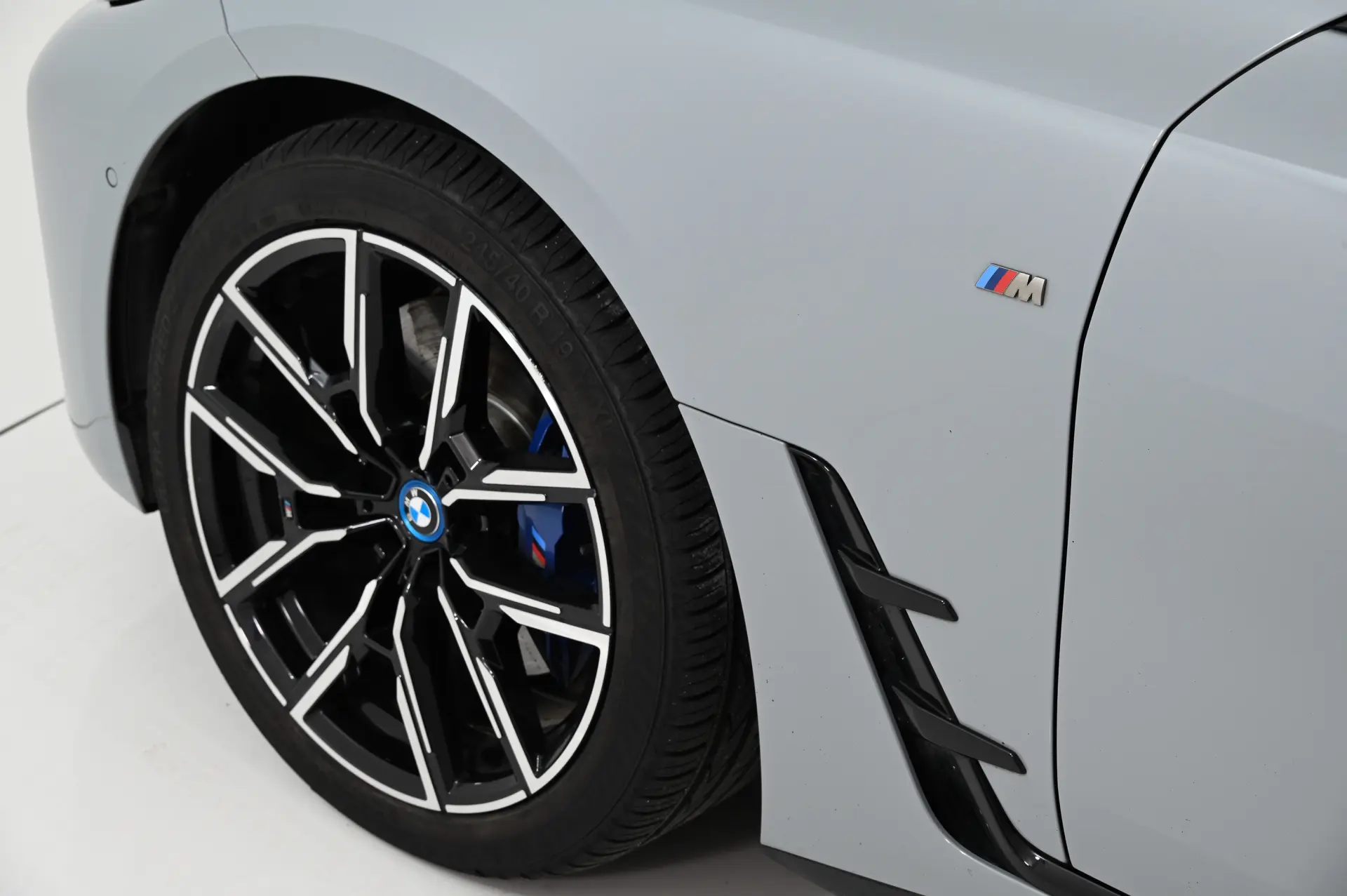 BMW i4 M50 15