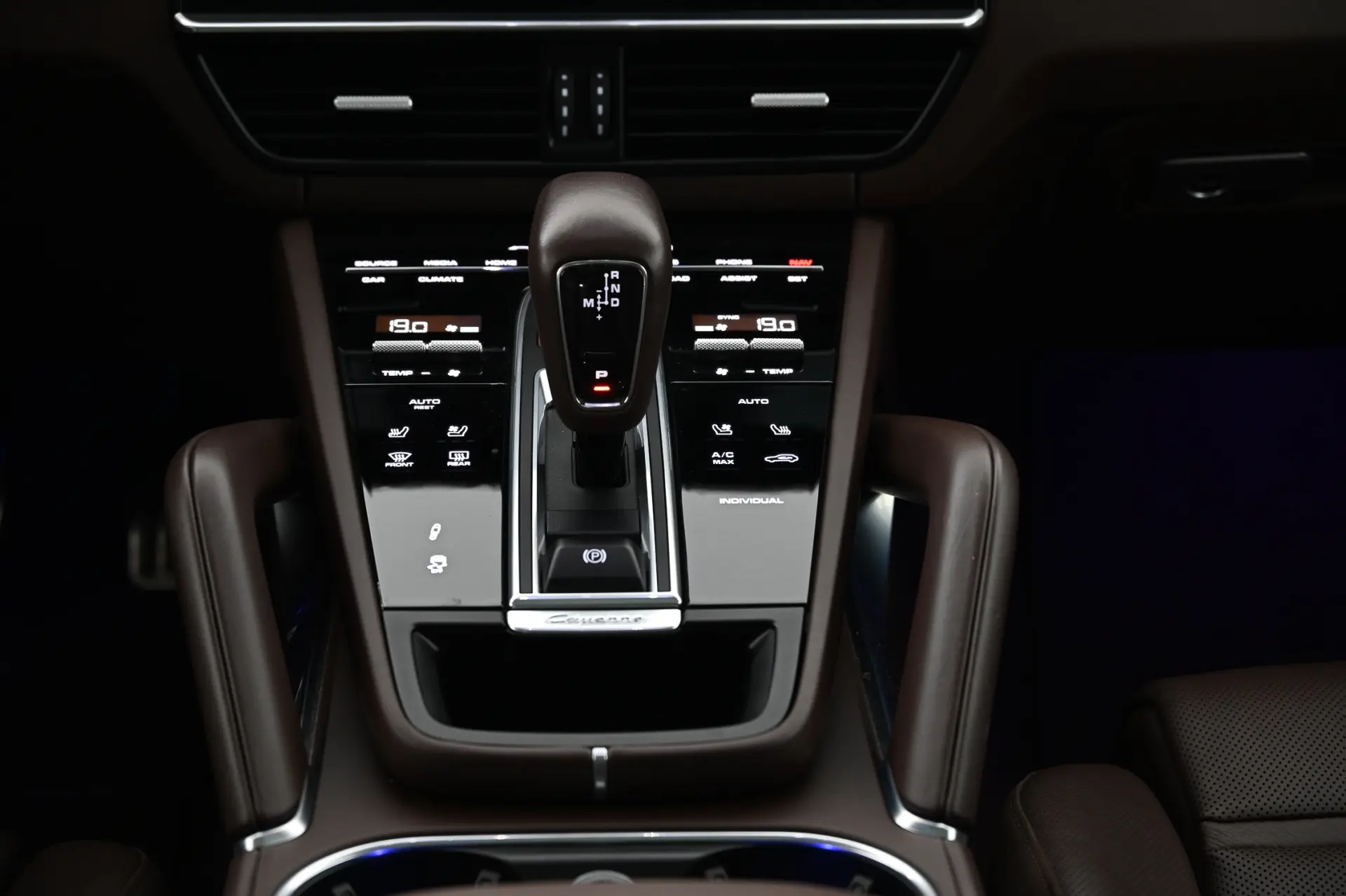 Porsche Cayenne Turbo S E-Hybrid 19