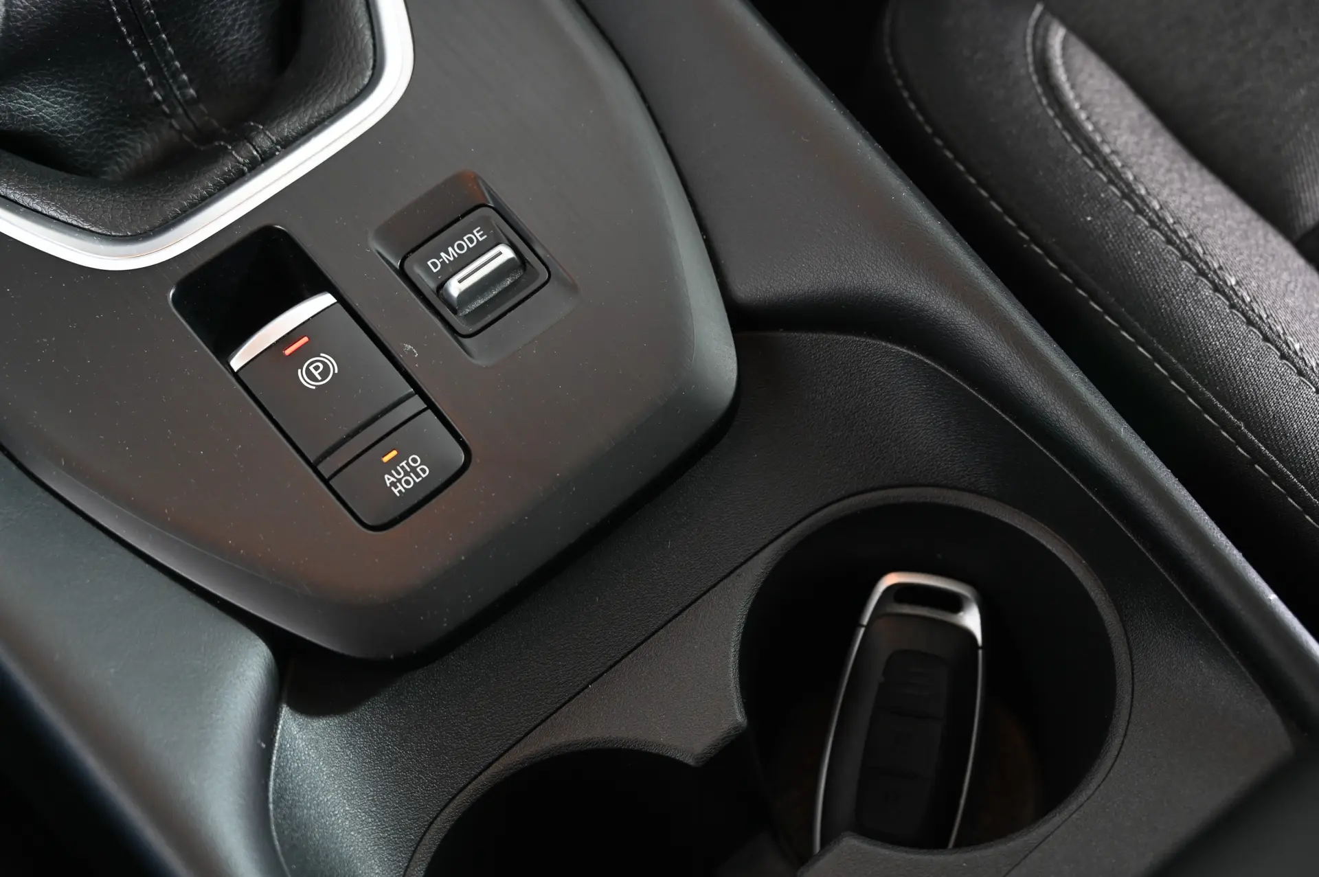 Nissan Qashqai 1.3 DIG-T N-Connecta 25