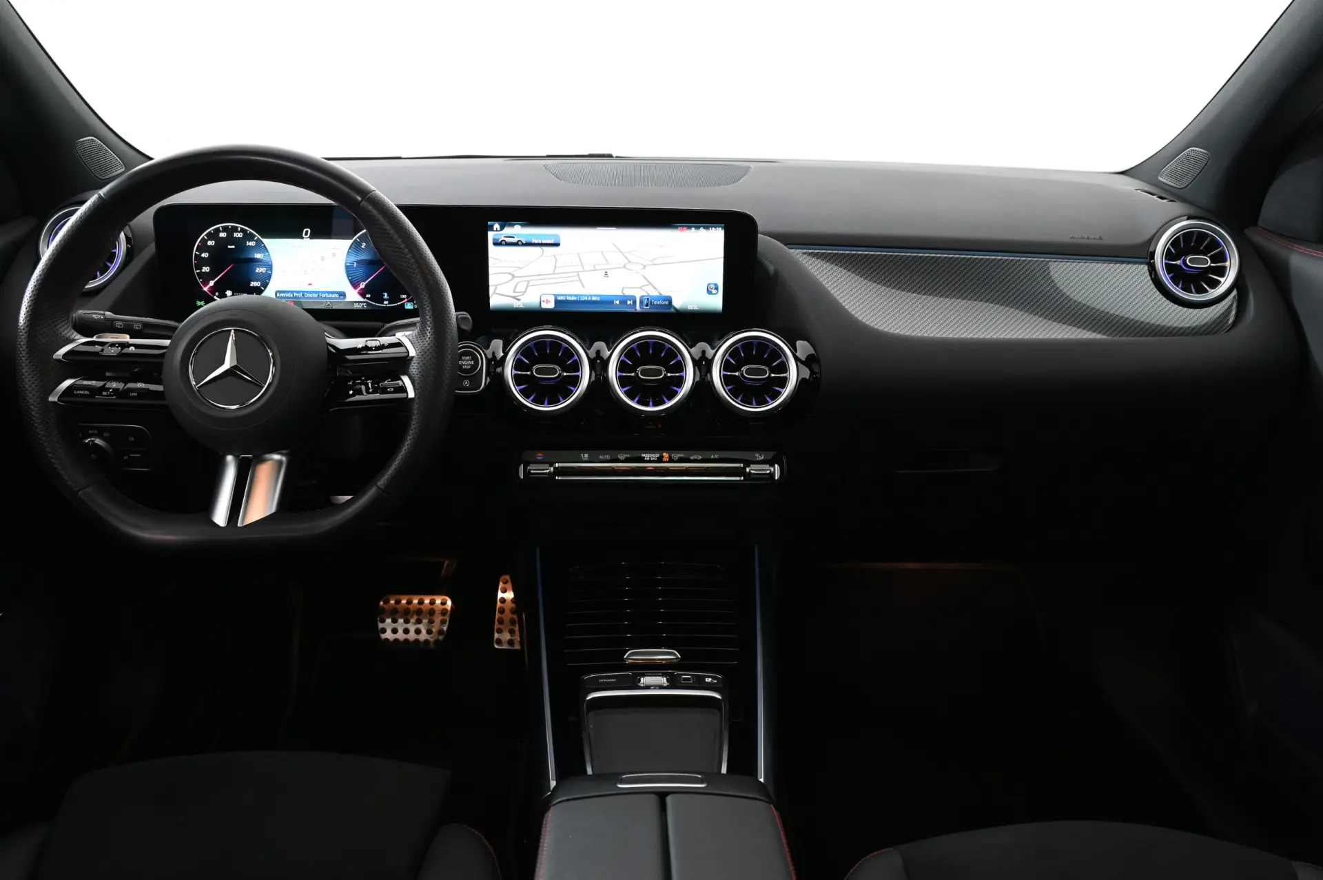 Mercedes-Benz GLA 200 d AMG Line 3