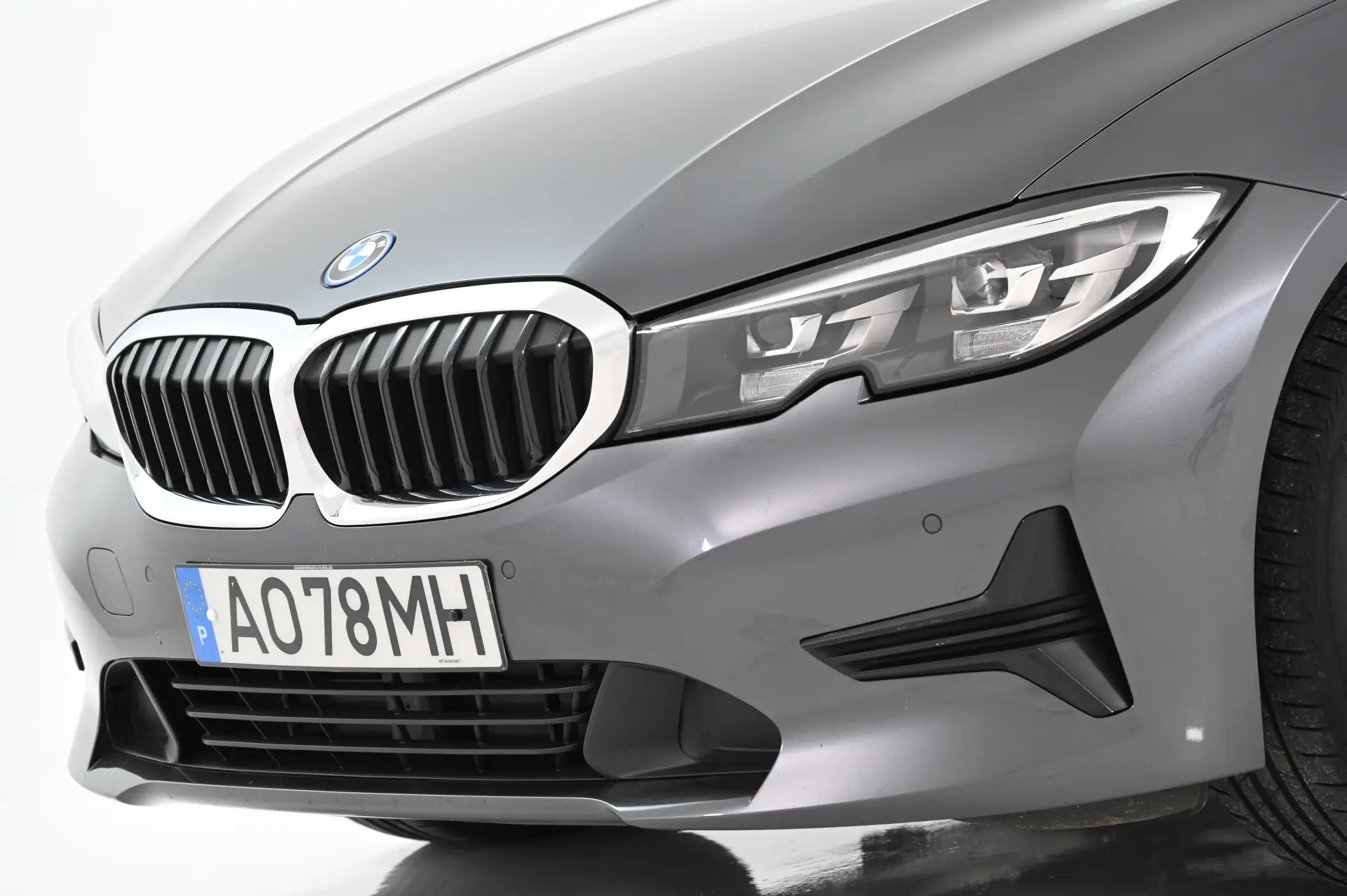 BMW 320 e Auto 19