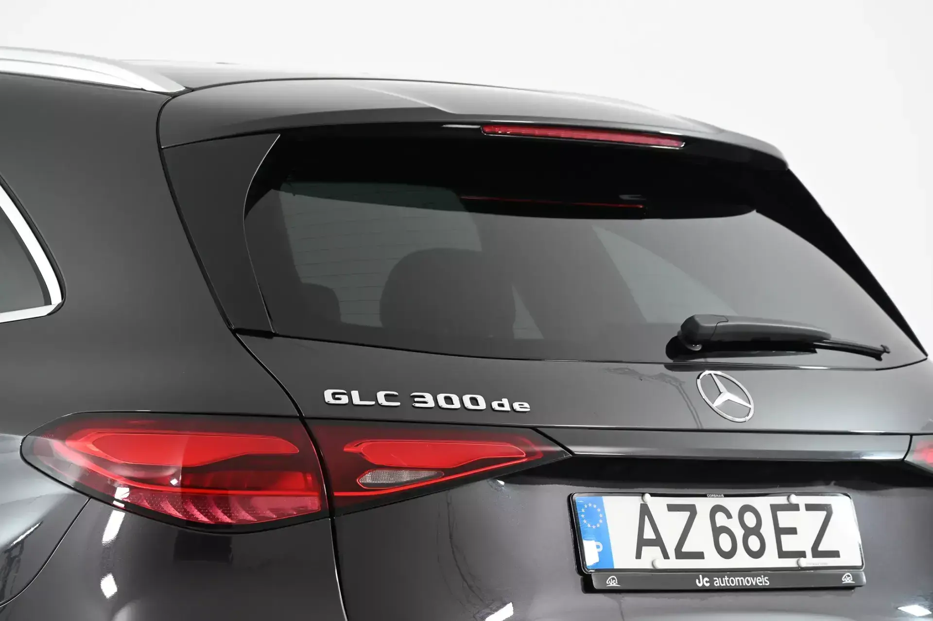 Mercedes-Benz GLC 300 de 4Matic 10