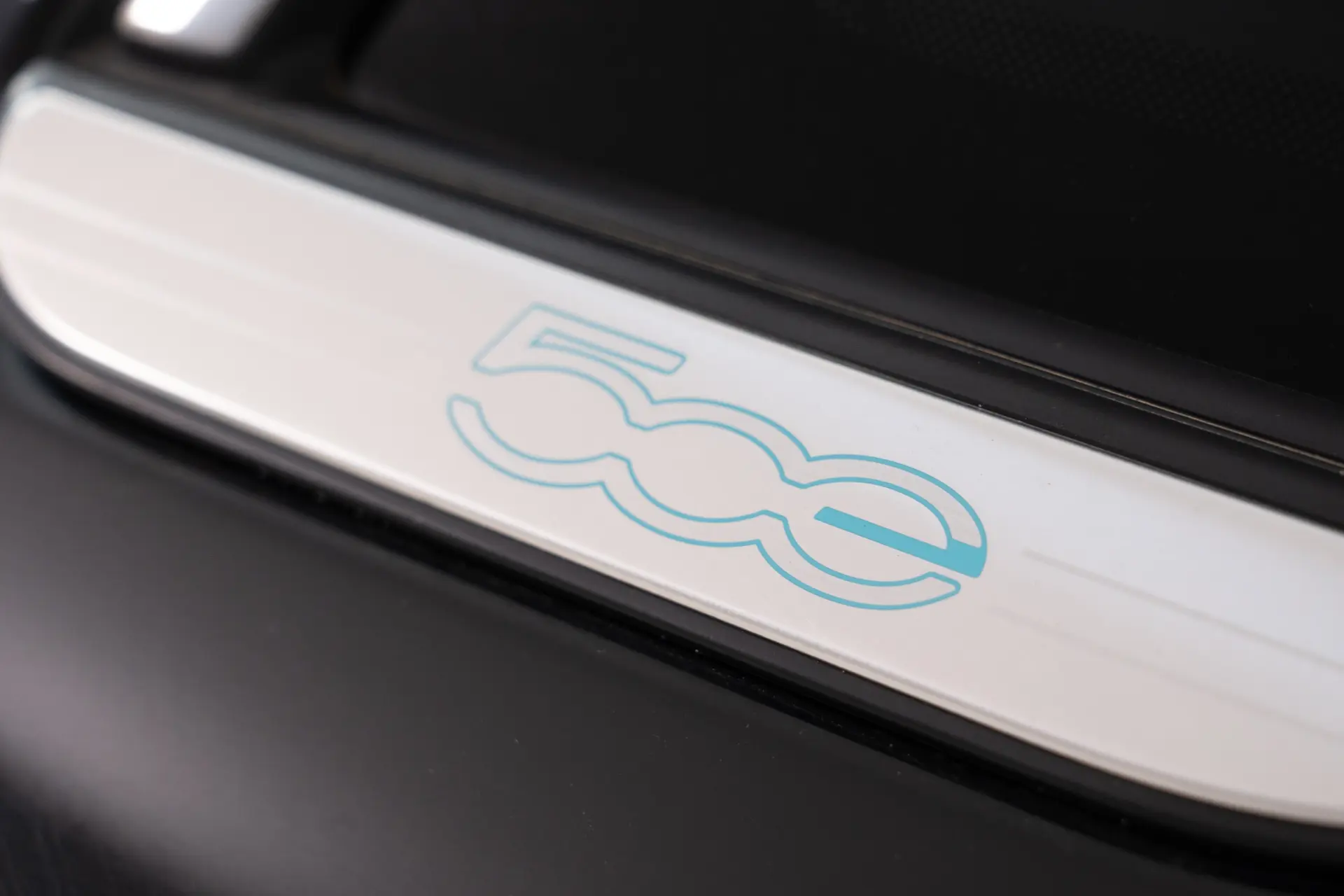 Fiat 500e Outro 30
