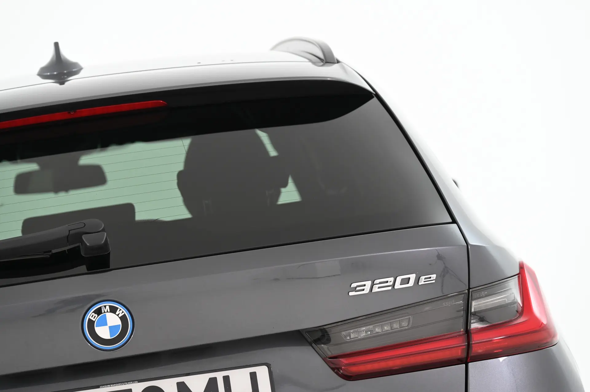 BMW 320 e Auto 10