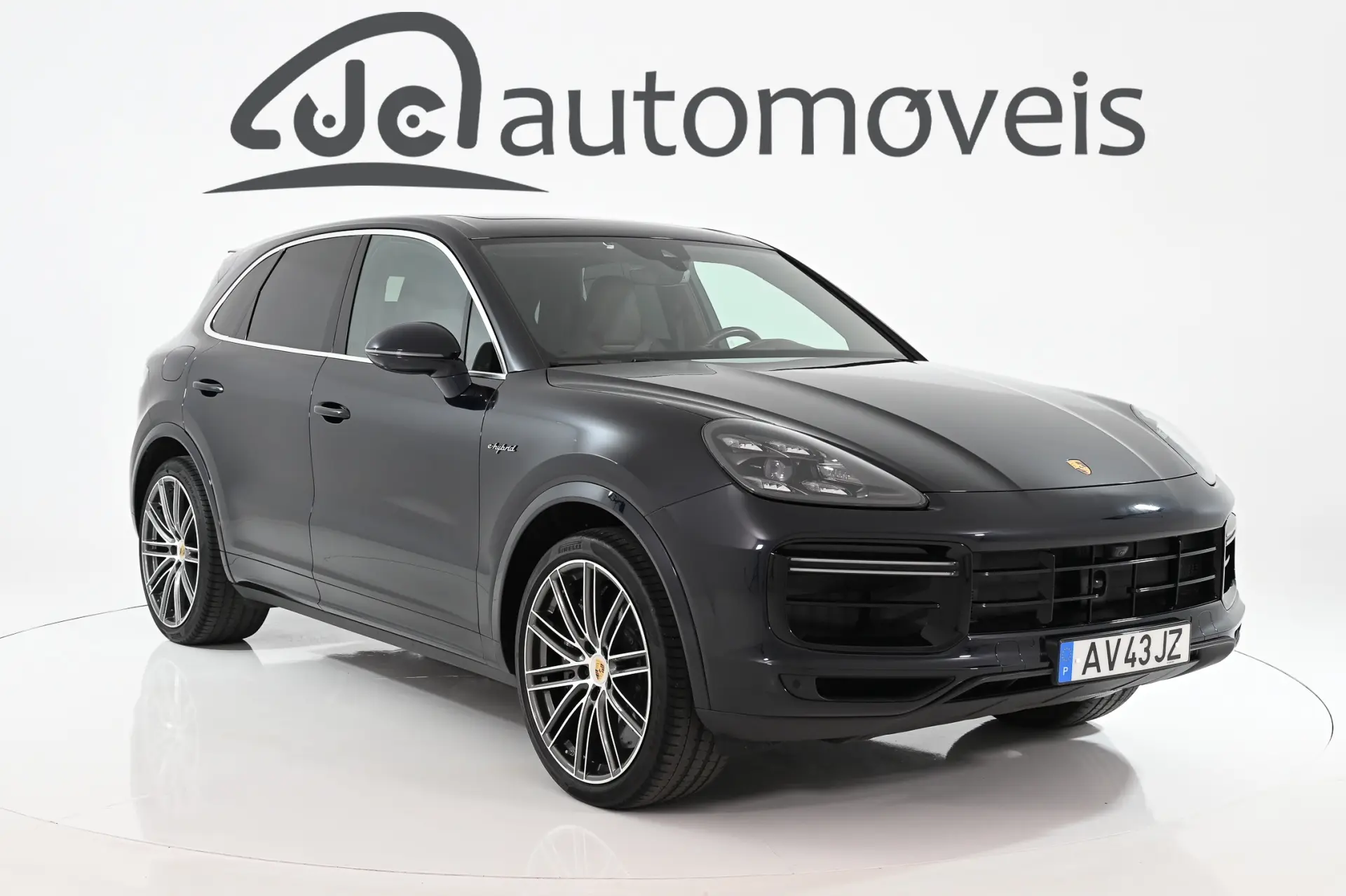 Porsche Cayenne Turbo S E-Hybrid 1