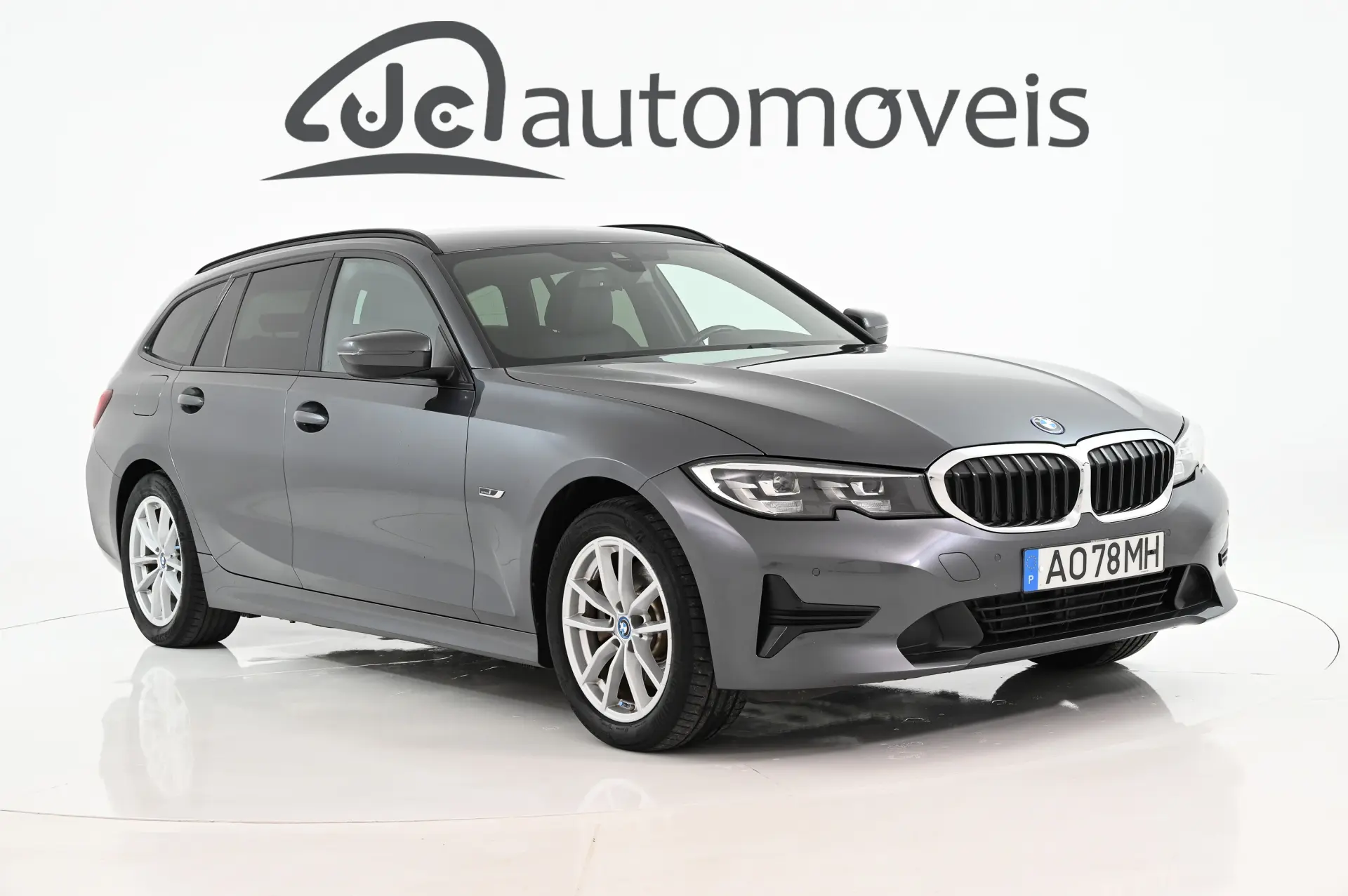 BMW 320 e Auto 1