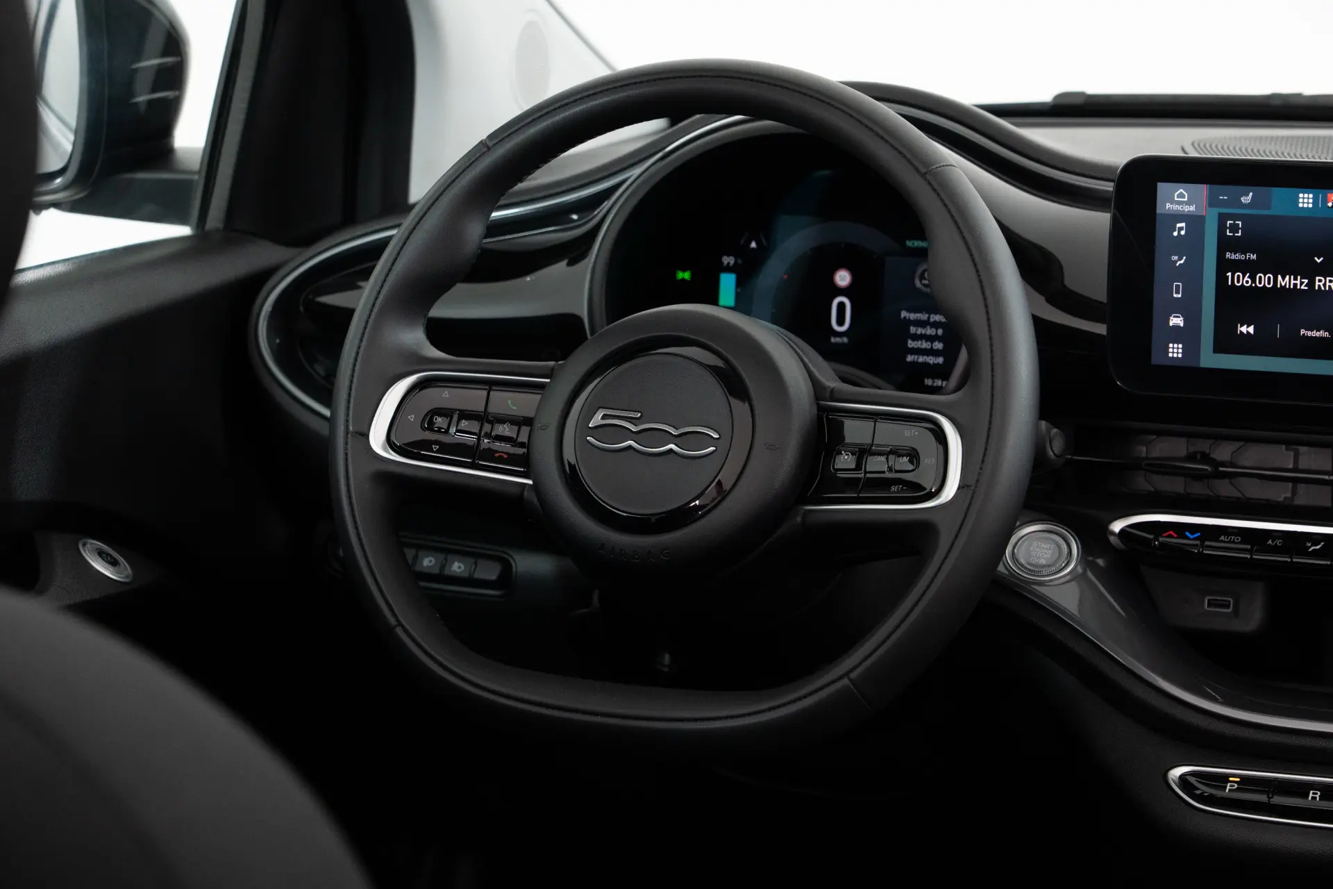 Fiat 500e Outro 23