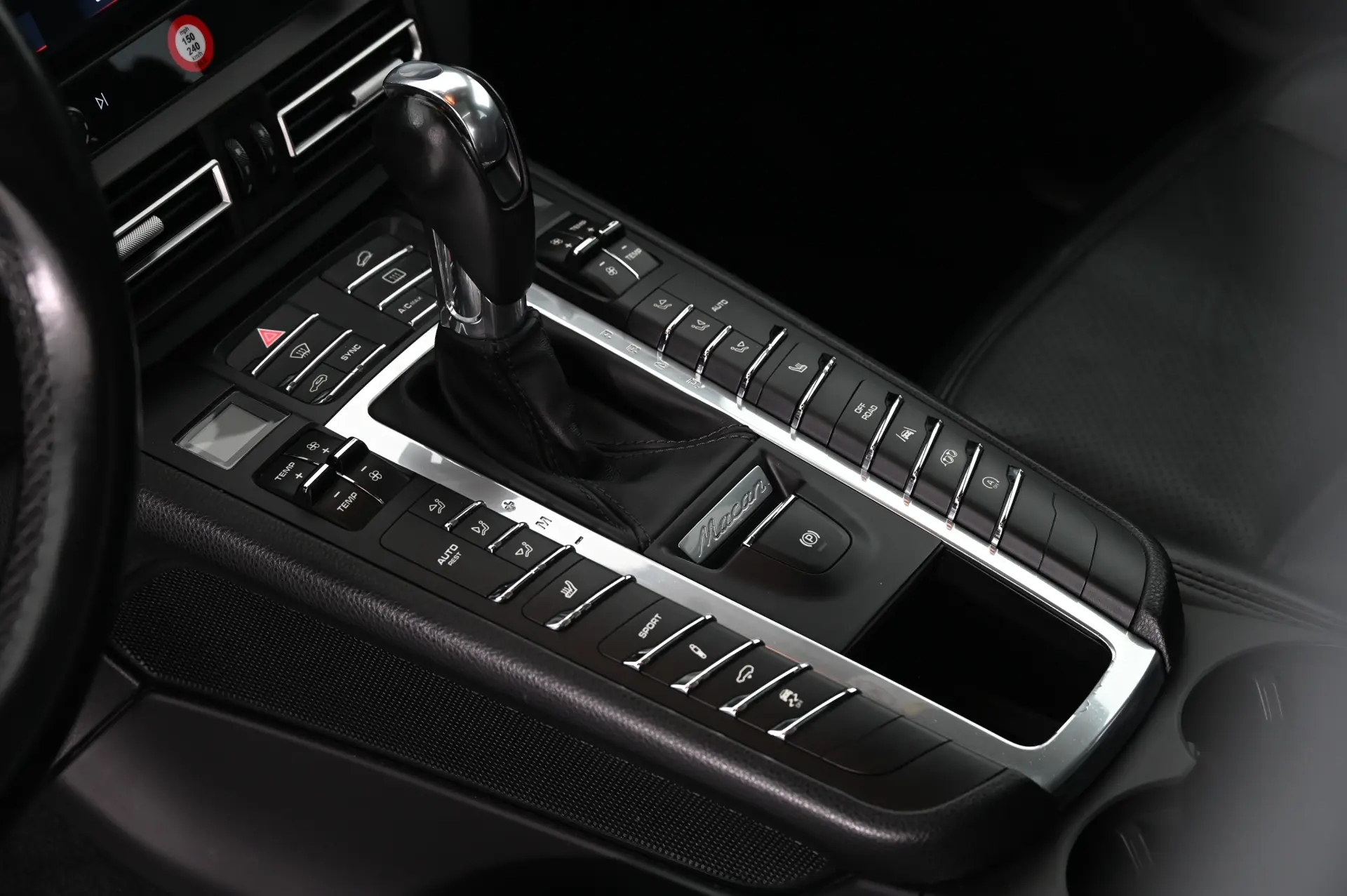 Porsche Macan GTS PDK 18