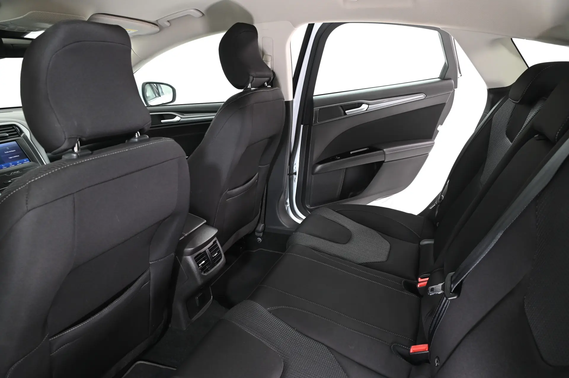 Ford Mondeo 2.0 TDCi Titanium 30