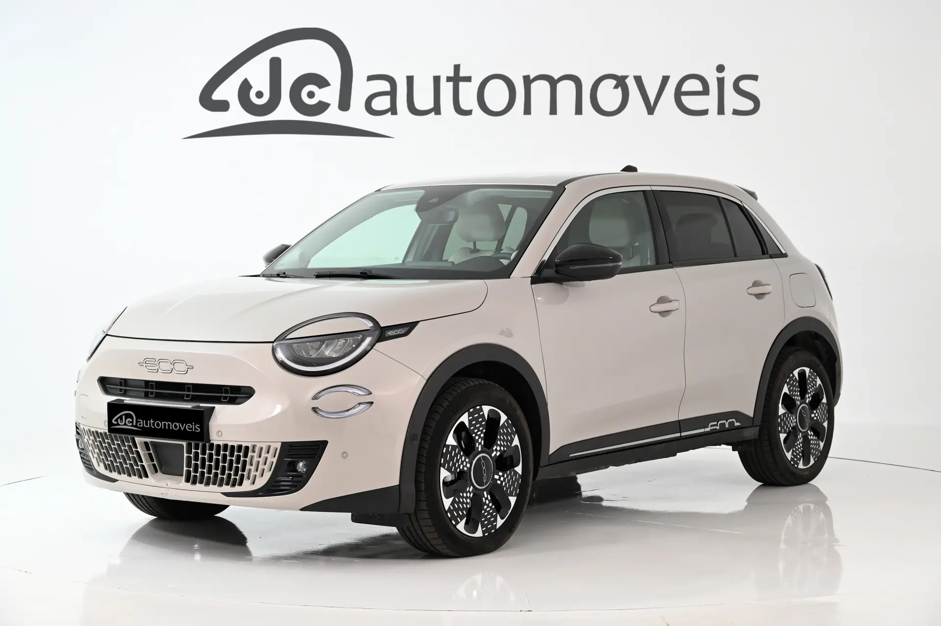 Fiat 600e 54 kWh La Prima 17