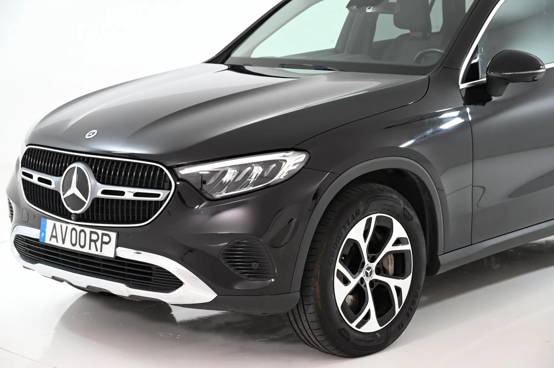 Mercedes-Benz GLC 300 e 4Matic 13