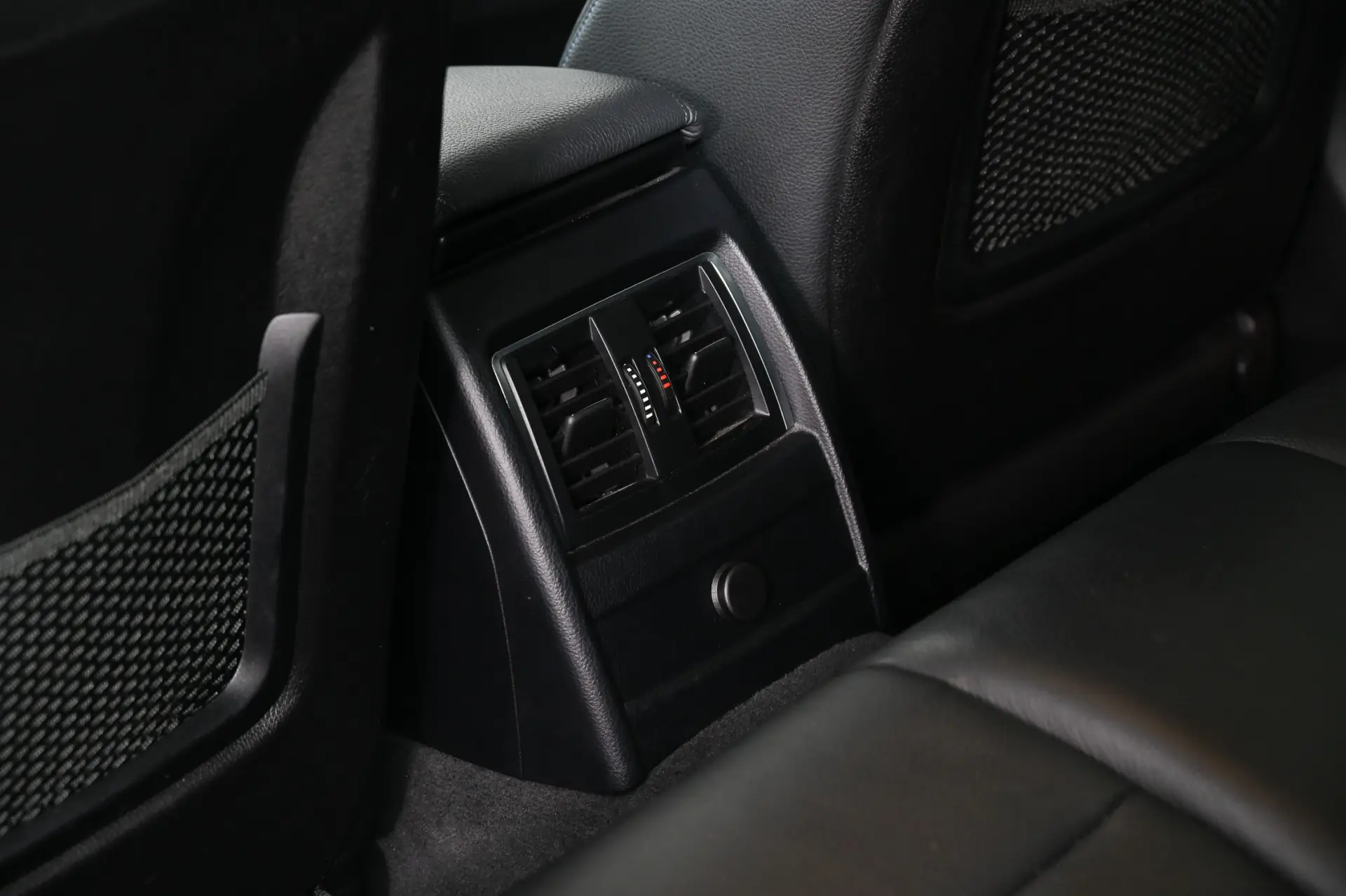 BMW 318 d Pack M Auto 22