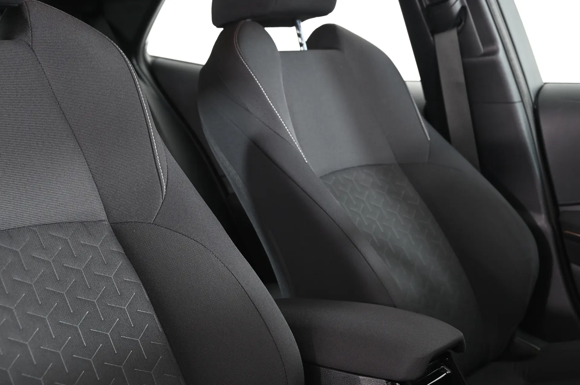 Toyota Corolla 1.8 Hybrid Comfort 22