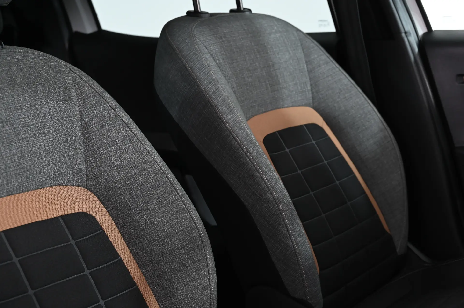 Citroen C3 Aircross 1.2 PureTech Plus 27