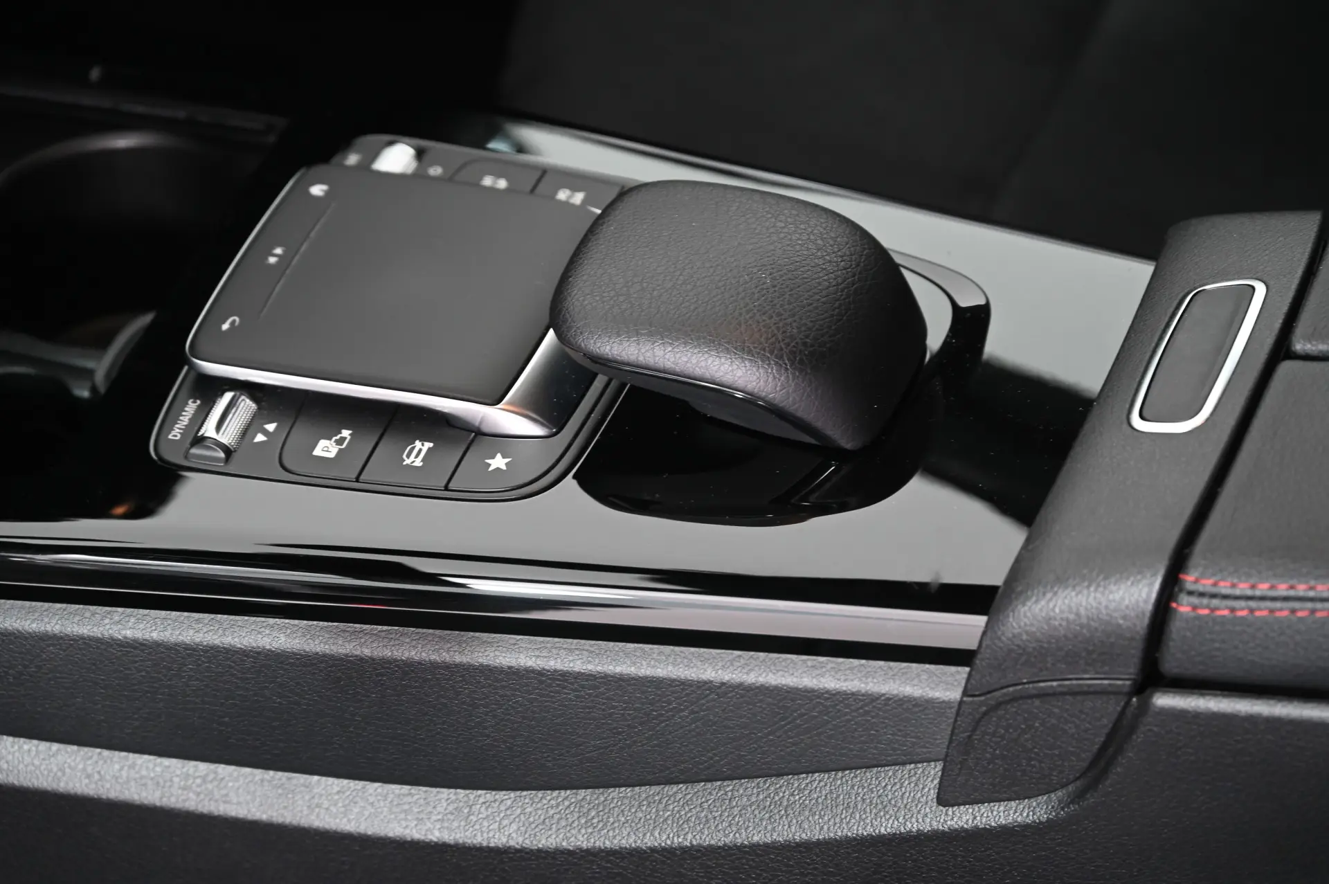 Mercedes-Benz CLA 180 d AMG Line Aut. 22