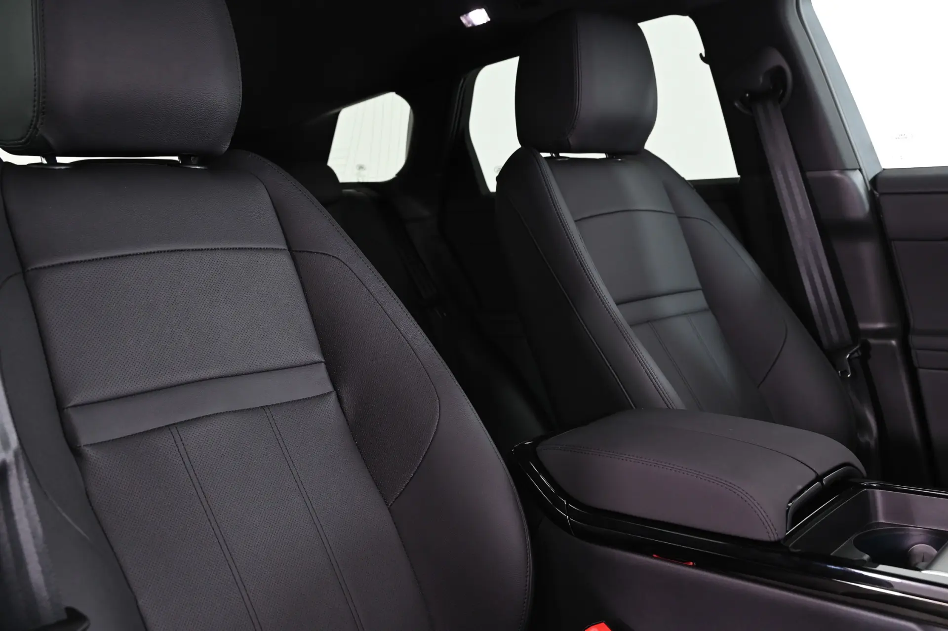 Land Rover Range Rover Evoque 1.5 P270e AWD S Auto 24