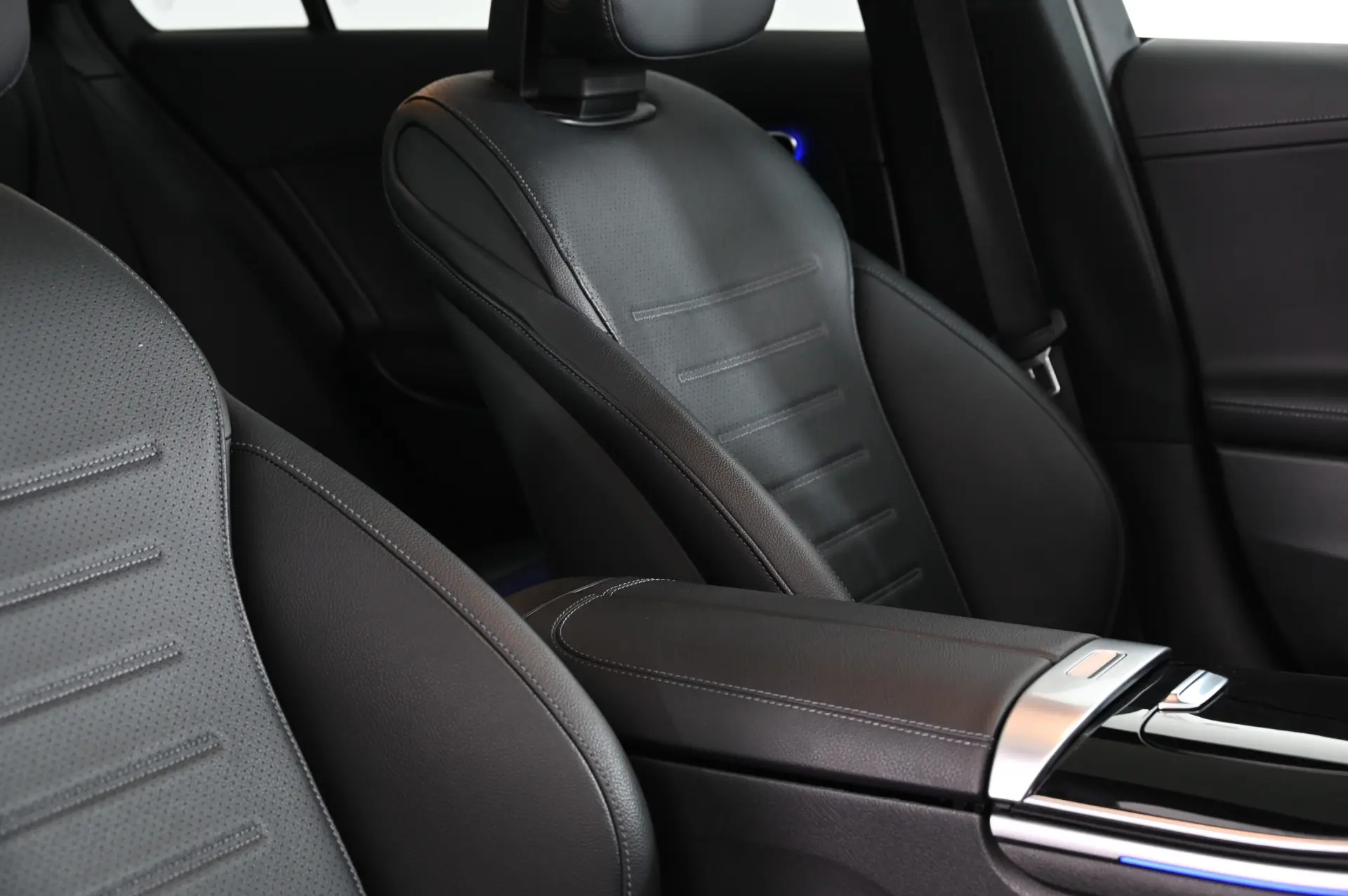 Mercedes-Benz C 300 d AMG Line 26