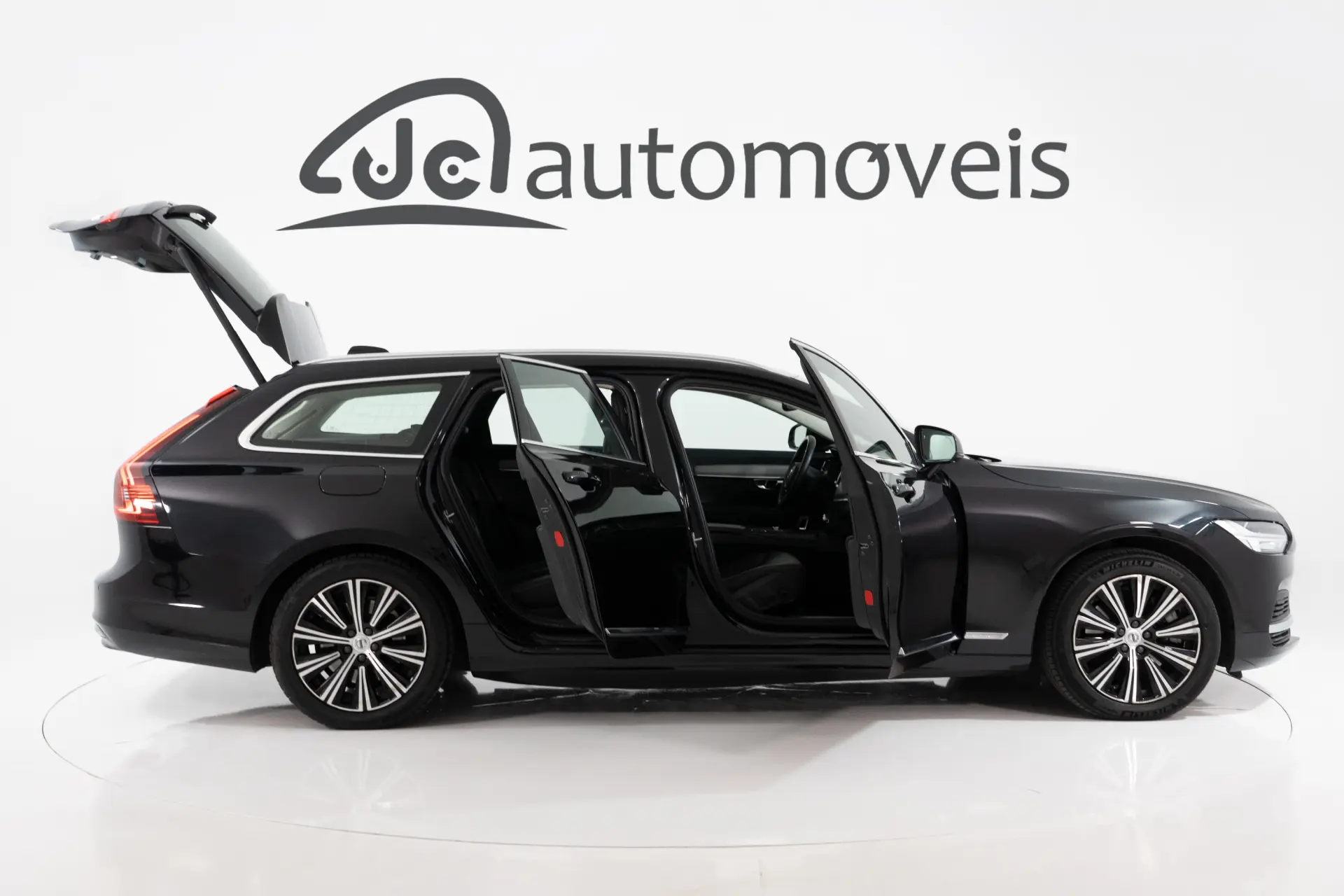 Volvo V90 2.0 T6 PHEV Inscription Expression AWD 6