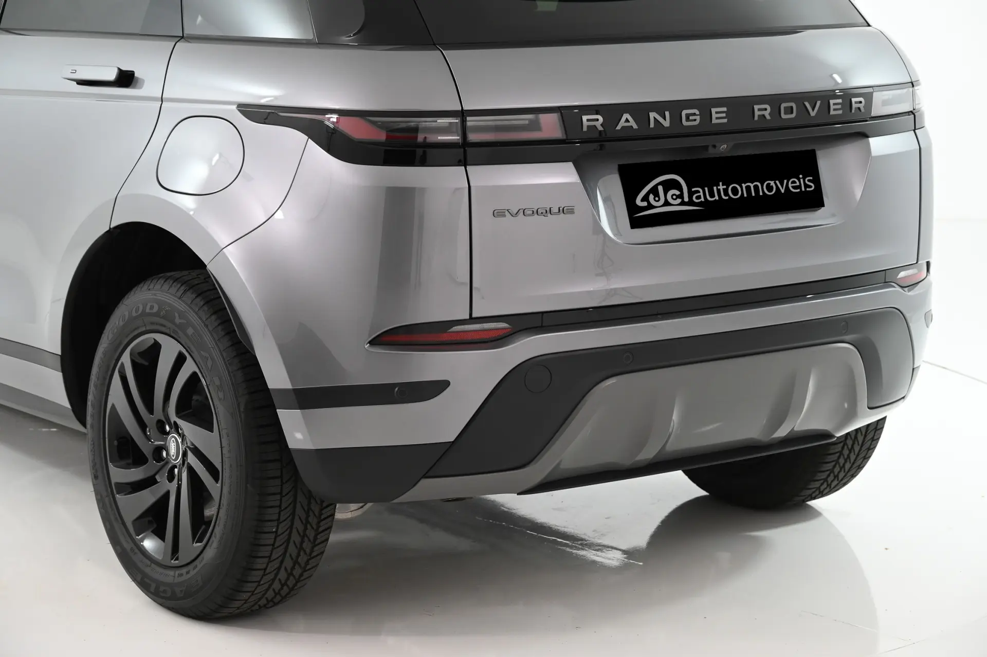 Land Rover Range Rover Evoque 1.5 P270e AWD S Auto 10