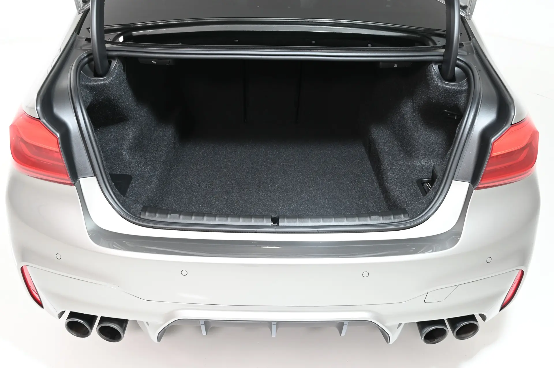 BMW M5 Standard 10