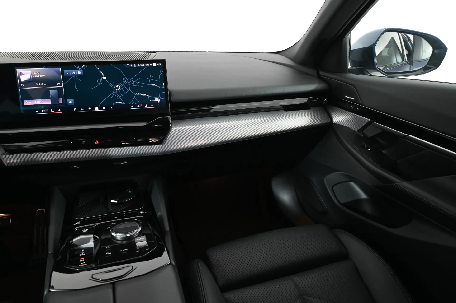 BMW 530 e Pack Desportivo M 18