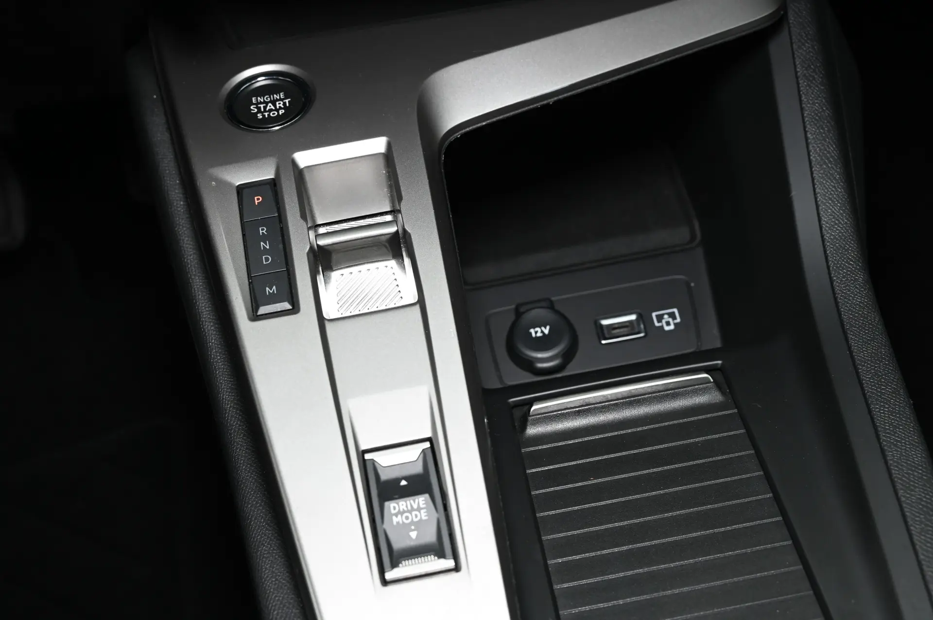 Peugeot 308 1.2 Hybrid Style e-DCS6 21