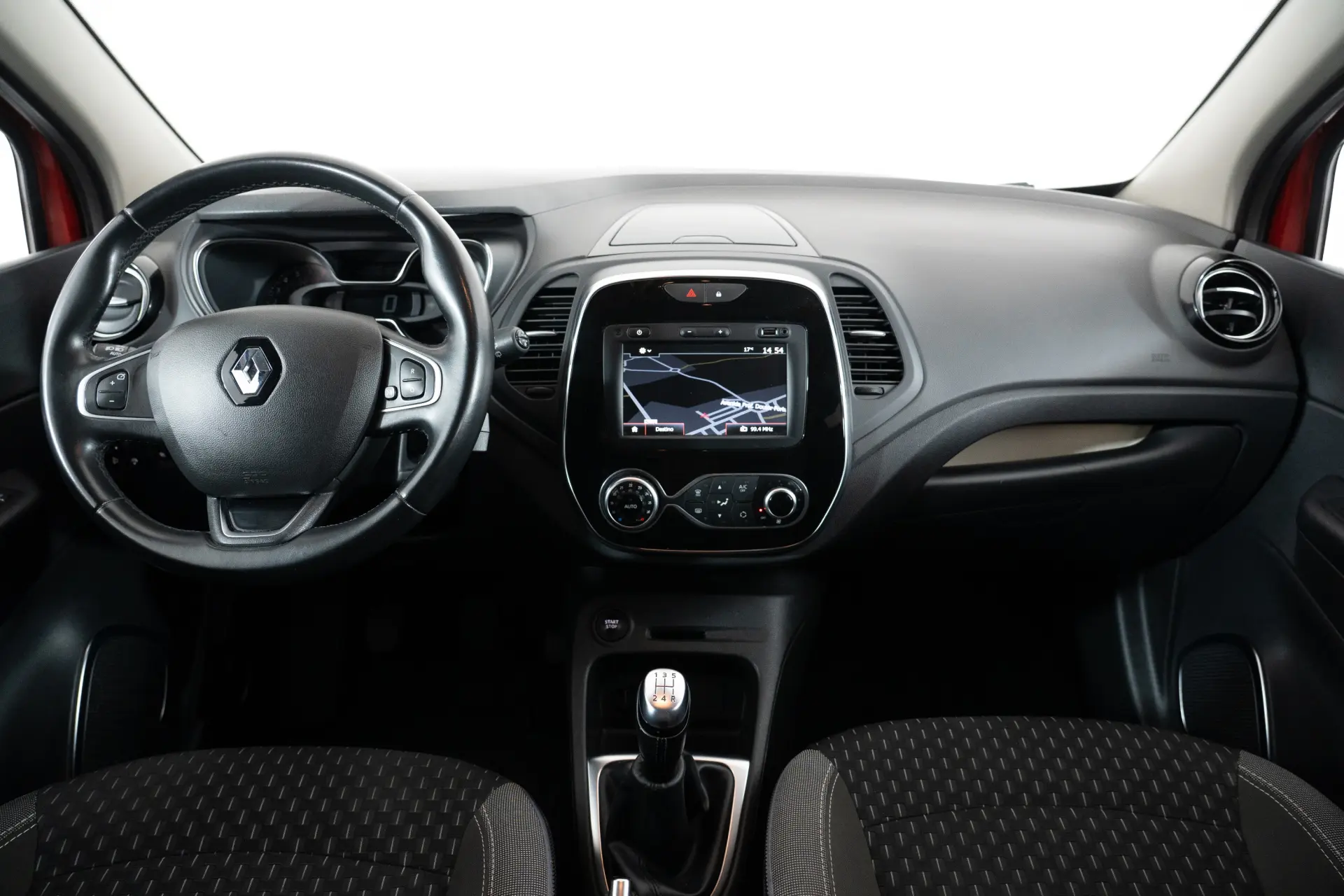 Renault Captur Outro 3