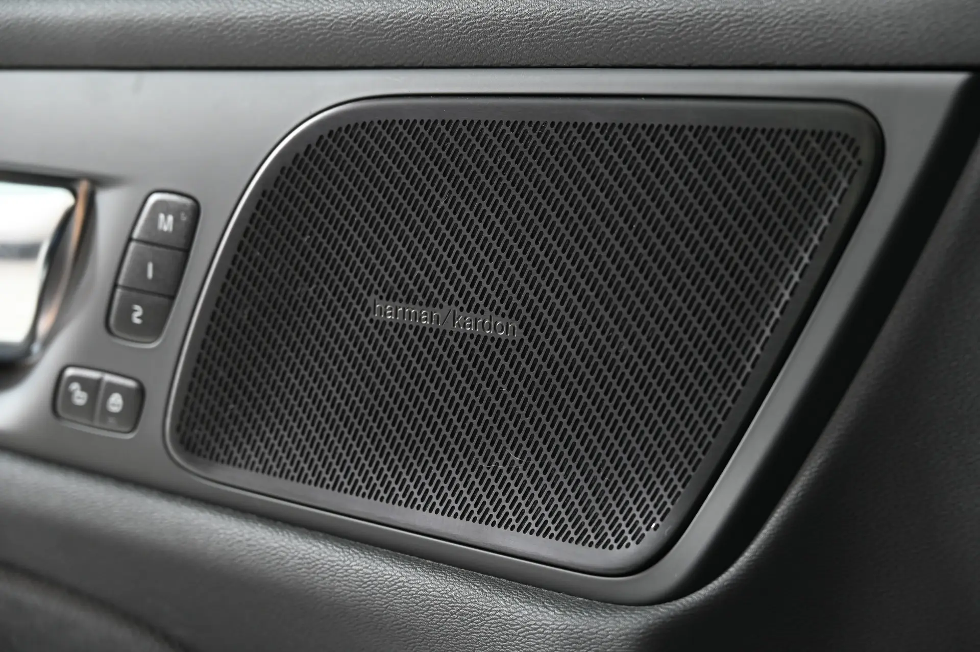 Volvo S60 2.0 T8 PHEV Polestar AWD 34