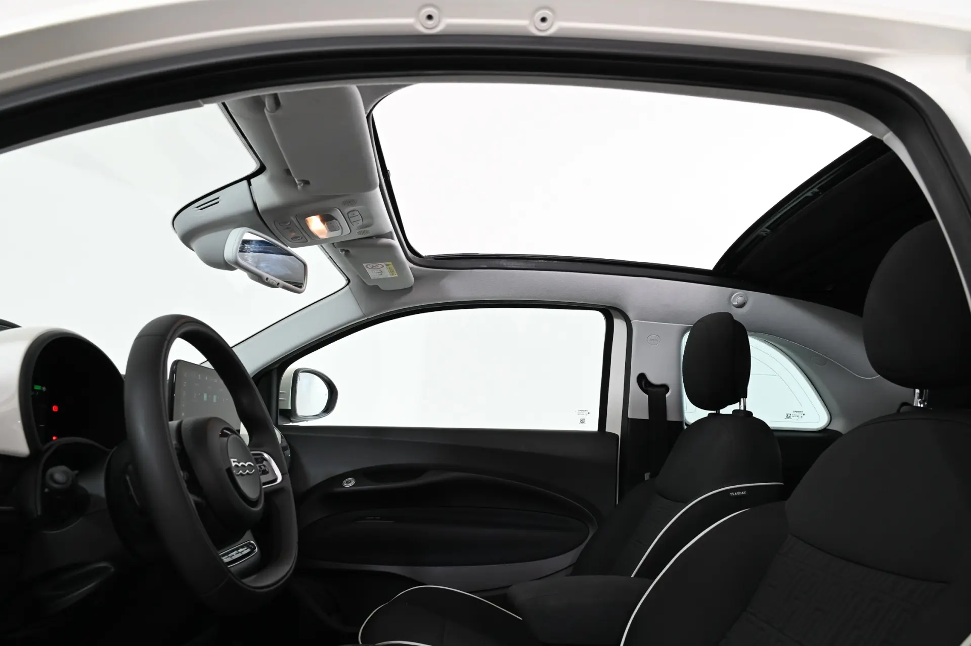 Fiat 500e C Icon 24