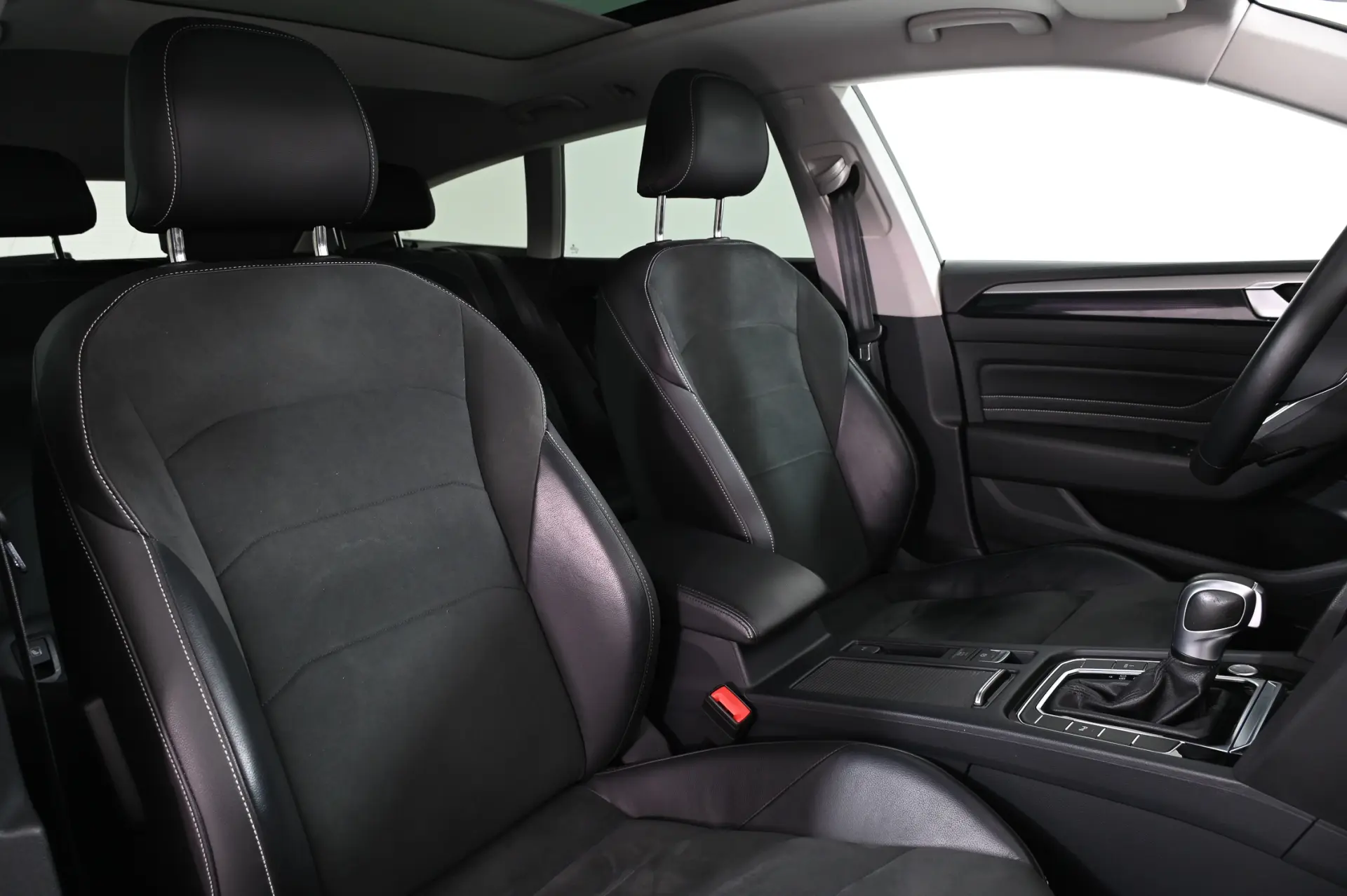 Volkswagen Arteon 1.4 TSI eHybrid Elegance 4
