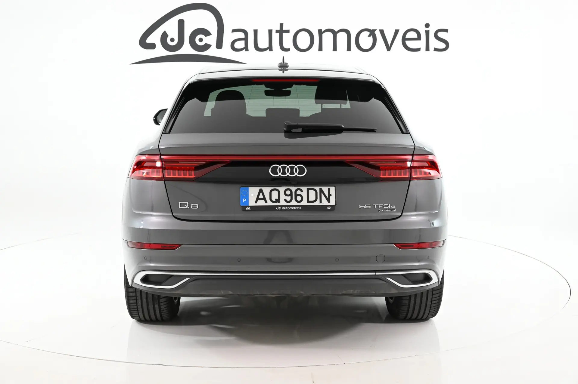 Audi Q8 55 TFSIe quattro Tiptronic 8