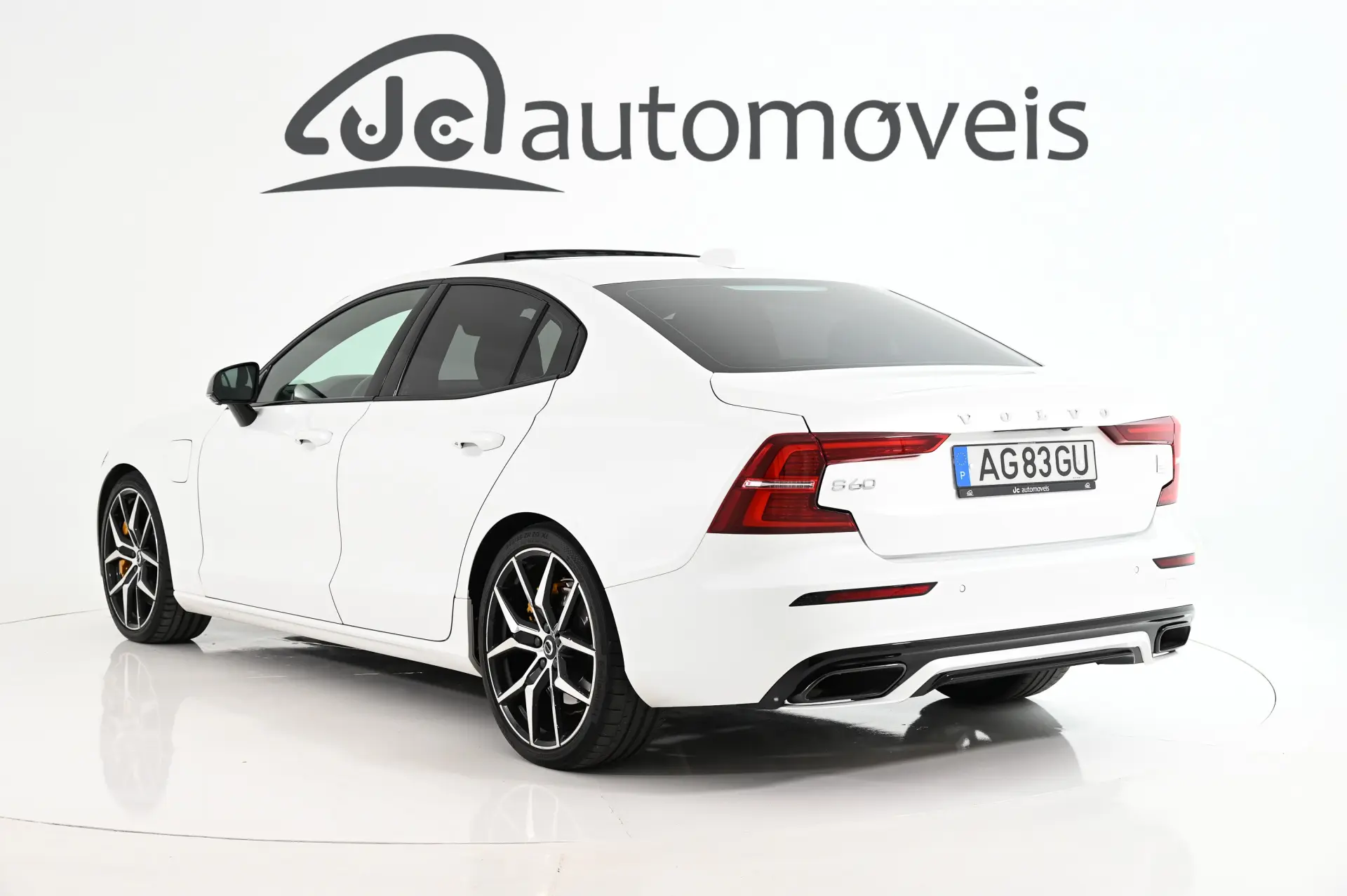 Volvo S60 2.0 T8 PHEV Polestar AWD 2