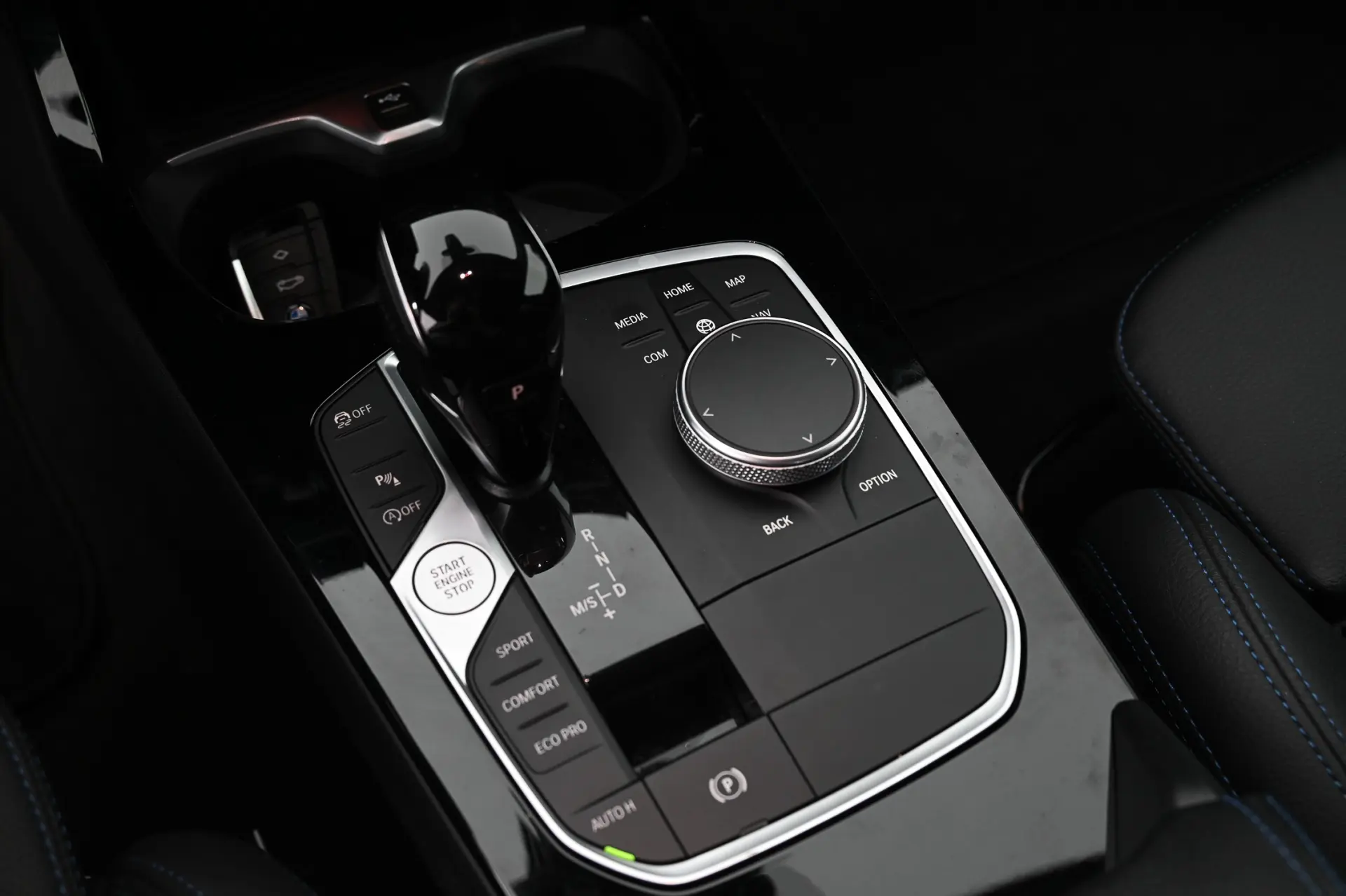 BMW 216 Gran Coupé d Pack Desportivo M 18