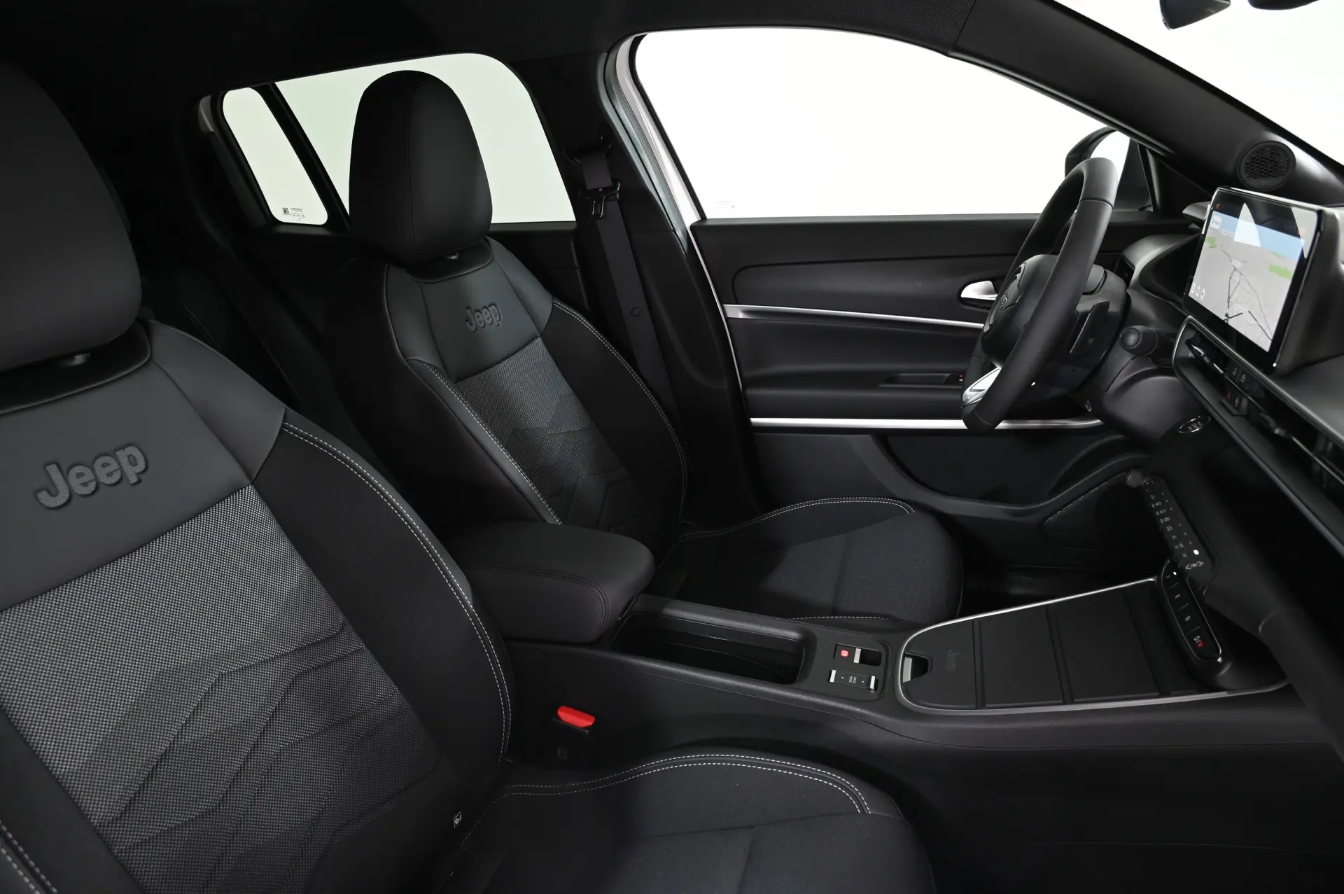 Jeep Avenger 1.2 e-Hybrid Summit DCT 4