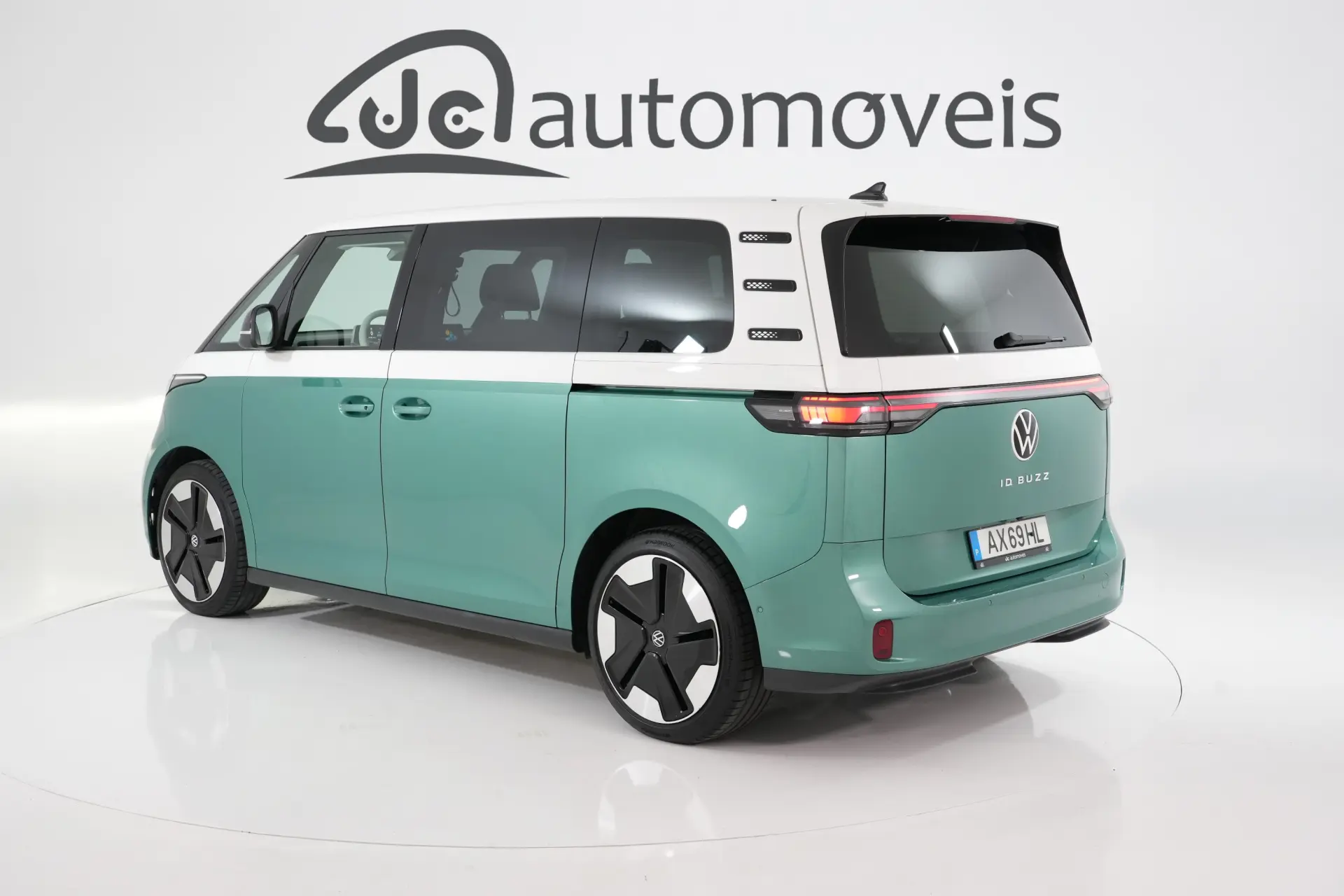 Volkswagen ID.Buzz Pro 2